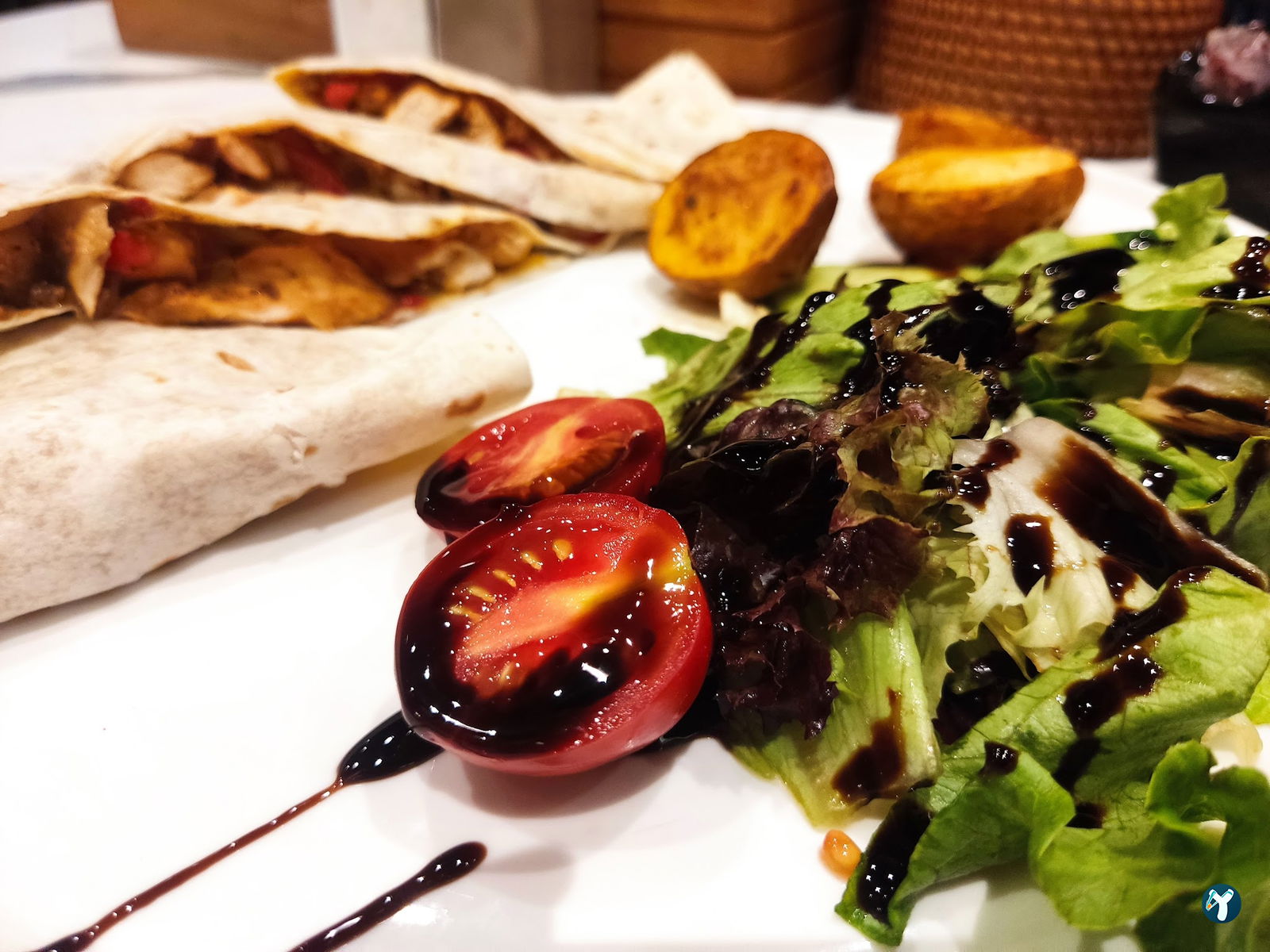 Magellan Cafe Bistro