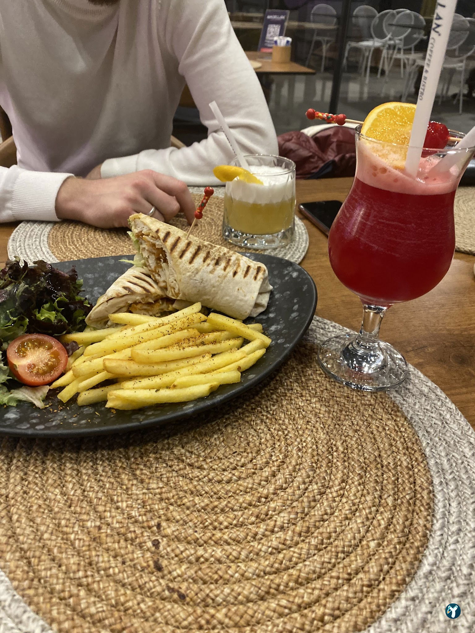 Magellan Cafe Bistro