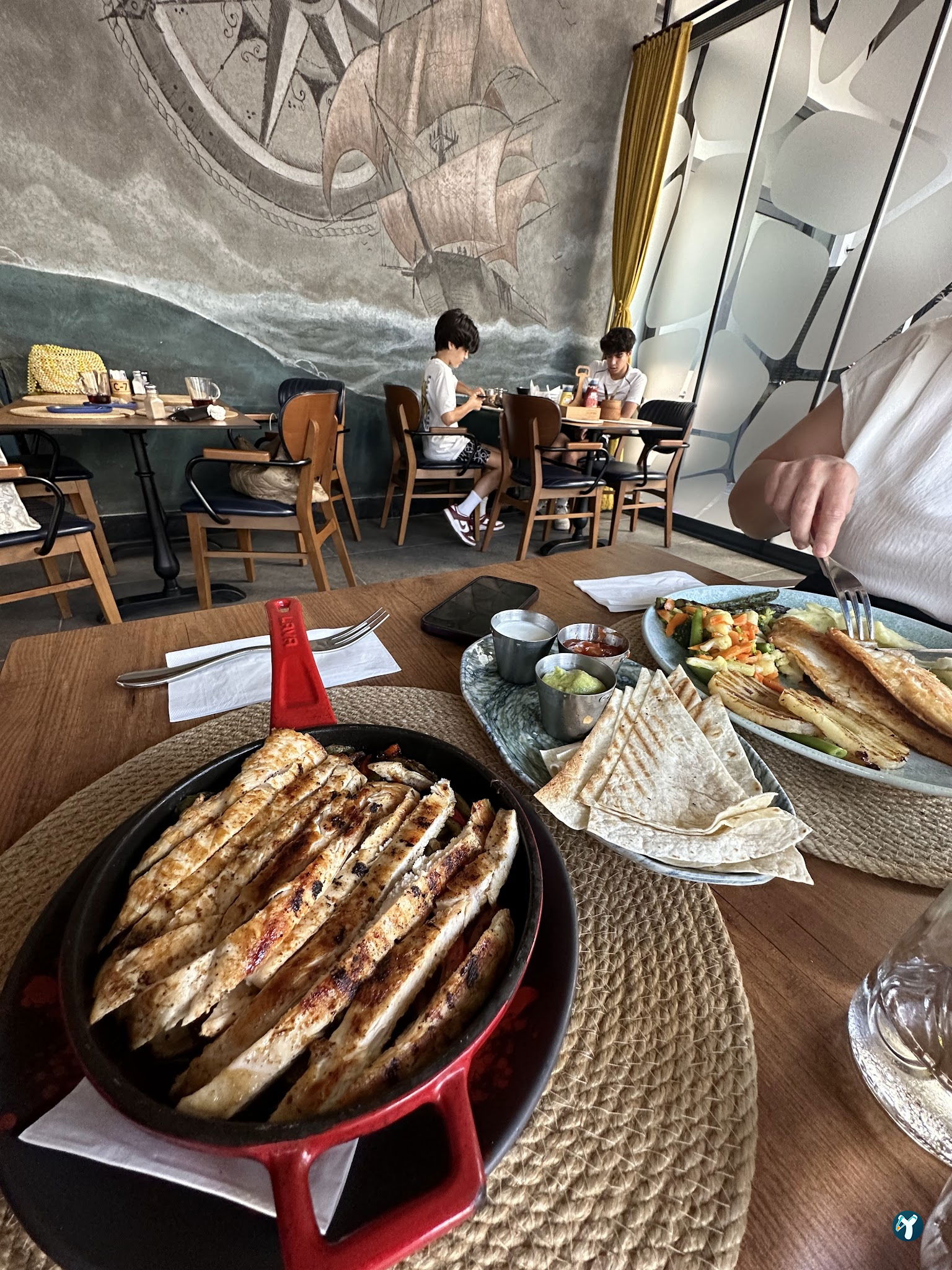 Magellan Cafe Bistro