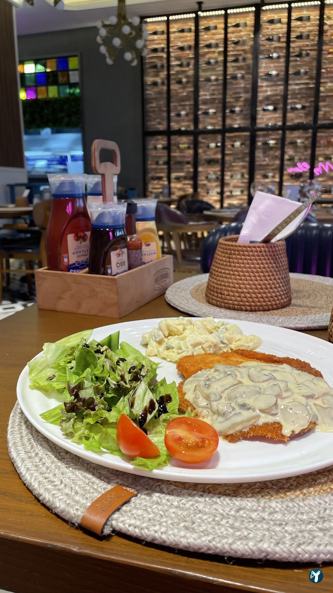 Magellan Cafe Bistro
