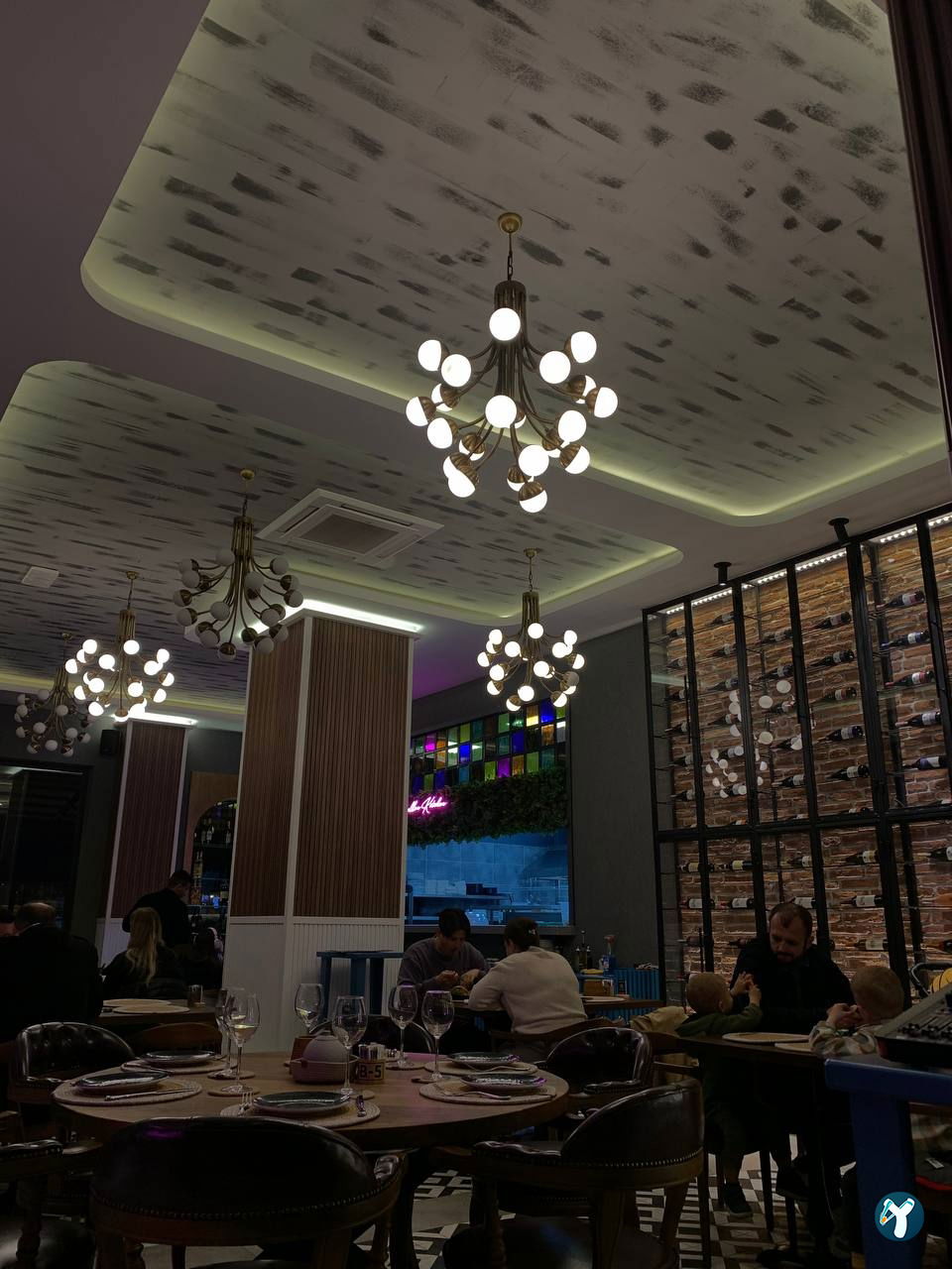 Magellan Cafe Bistro