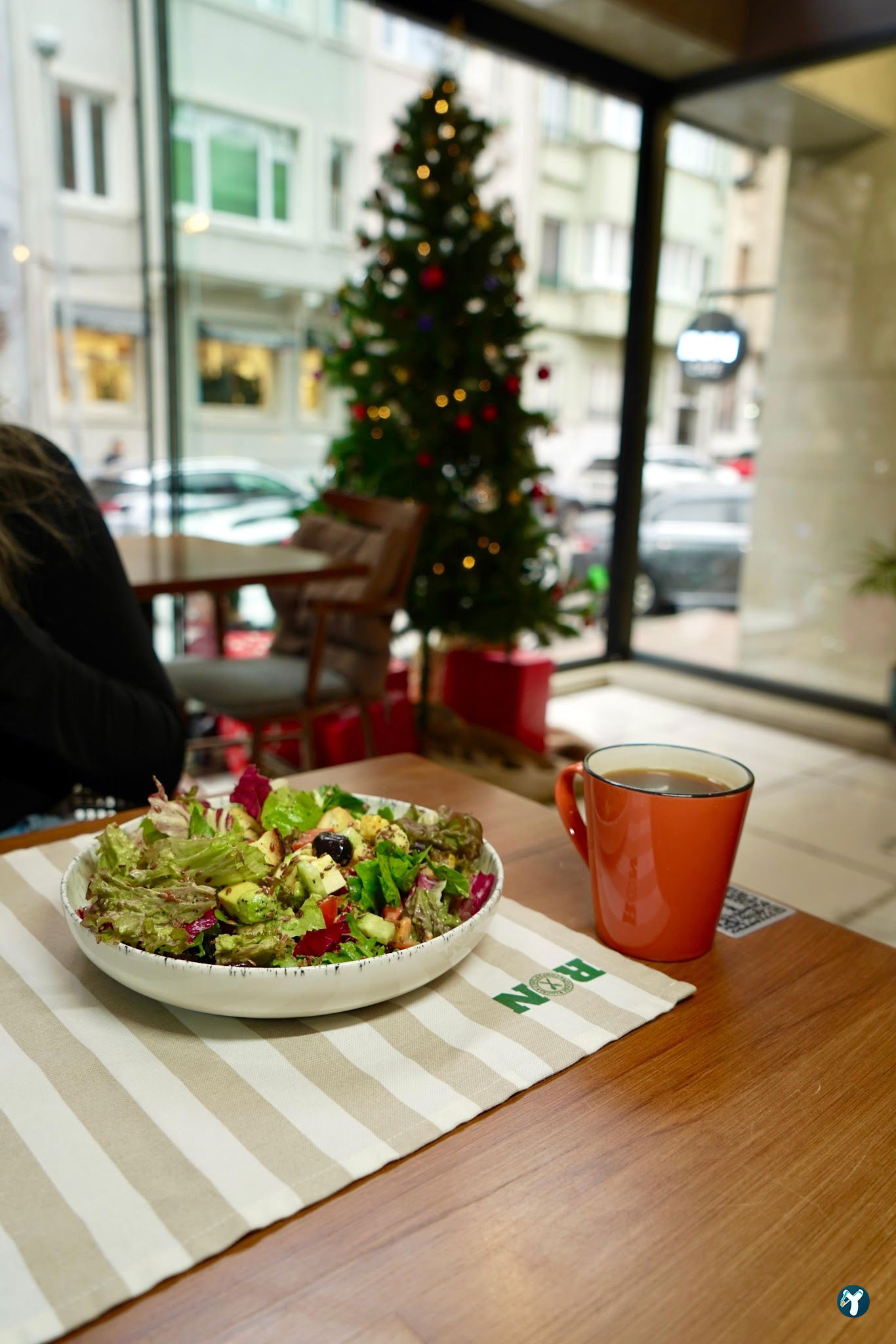 Ron Cafe