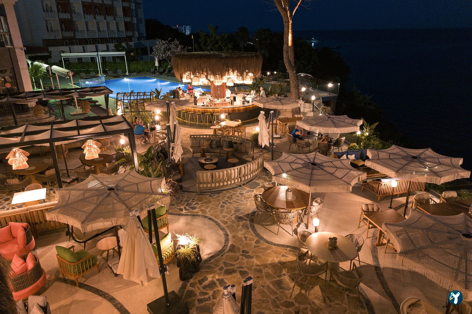 La'Vera Restaurant & Bar & Beach