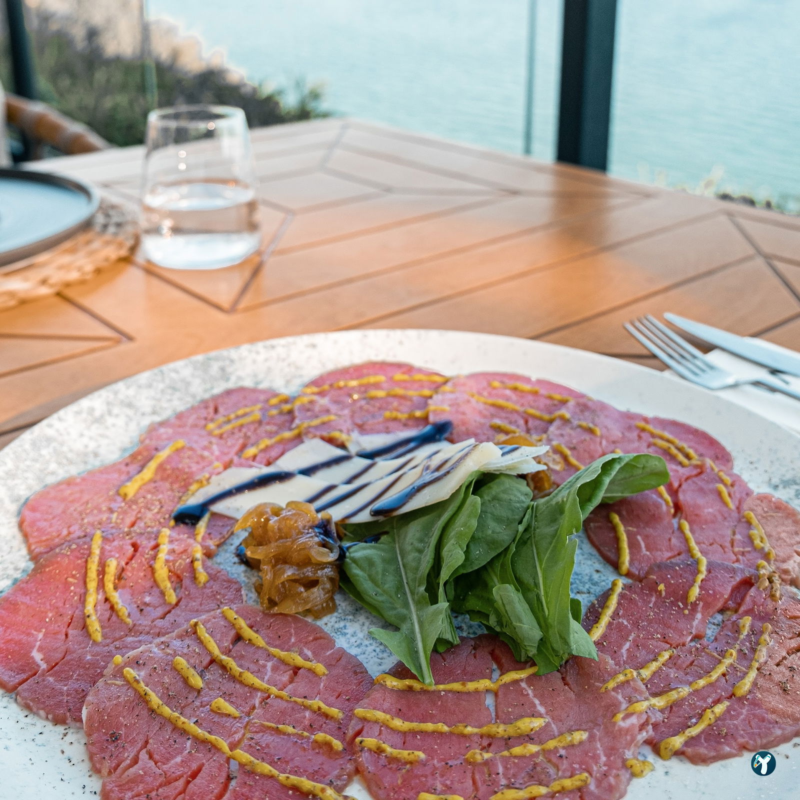 La'Vera Restaurant & Bar & Beach