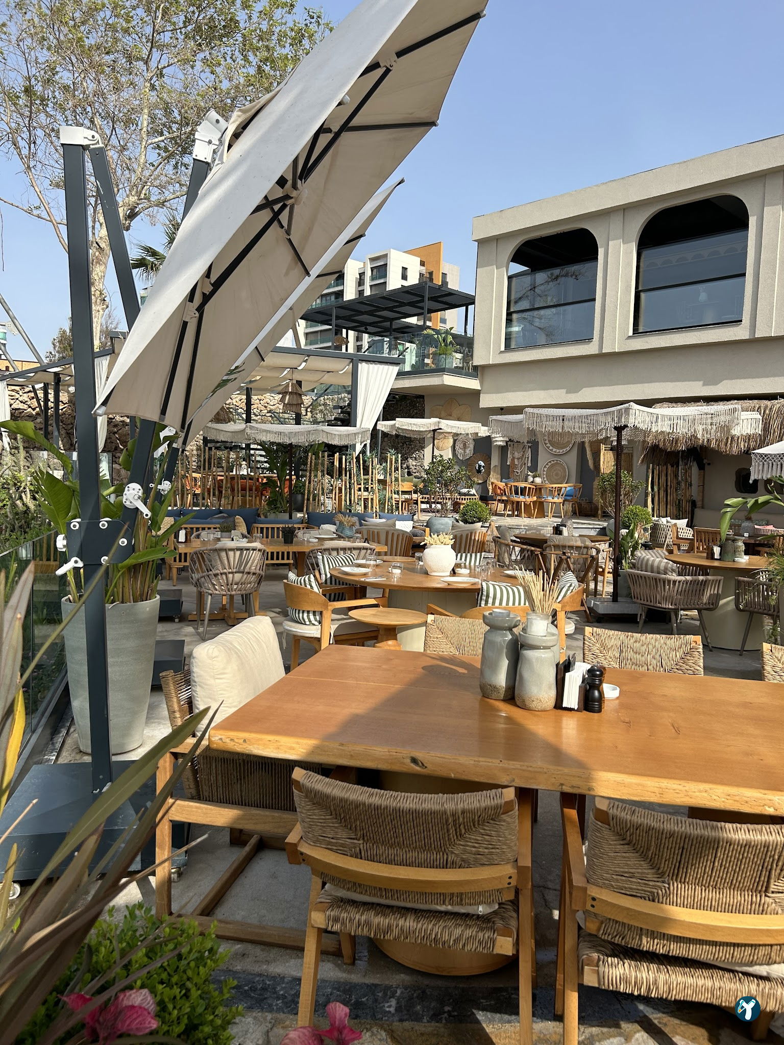 La'Vera Restaurant & Bar & Beach