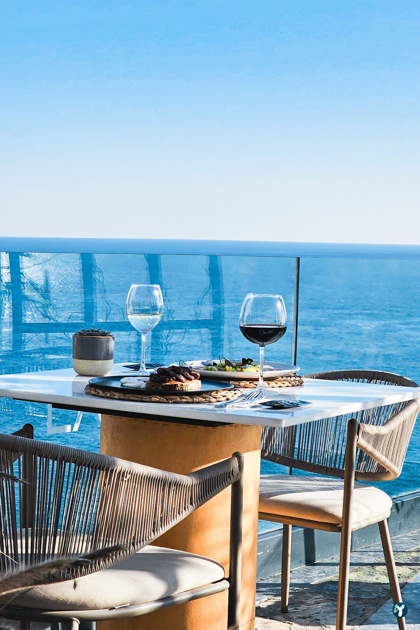 La'Vera Restaurant & Bar & Beach