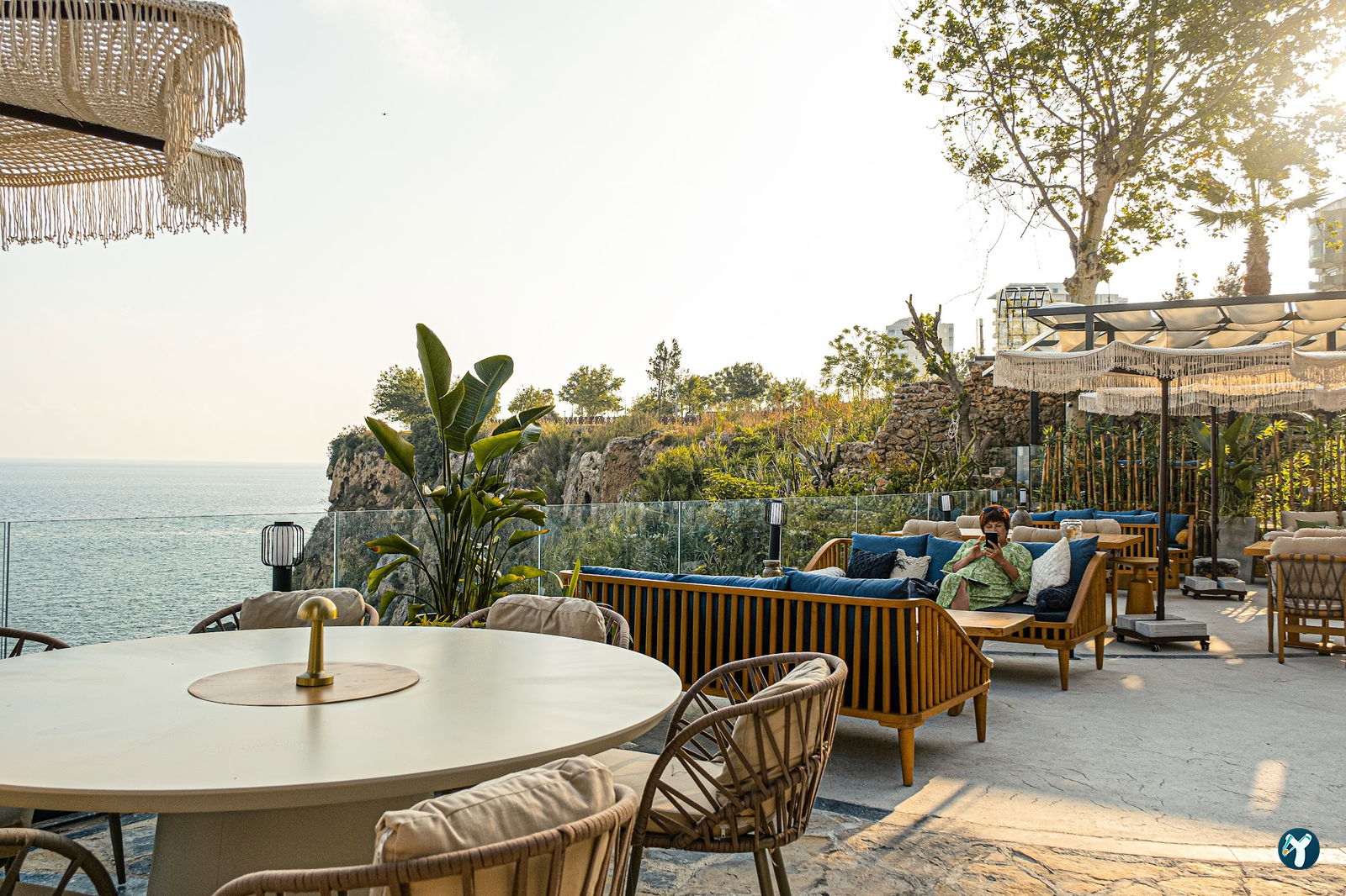 La'Vera Restaurant & Bar & Beach