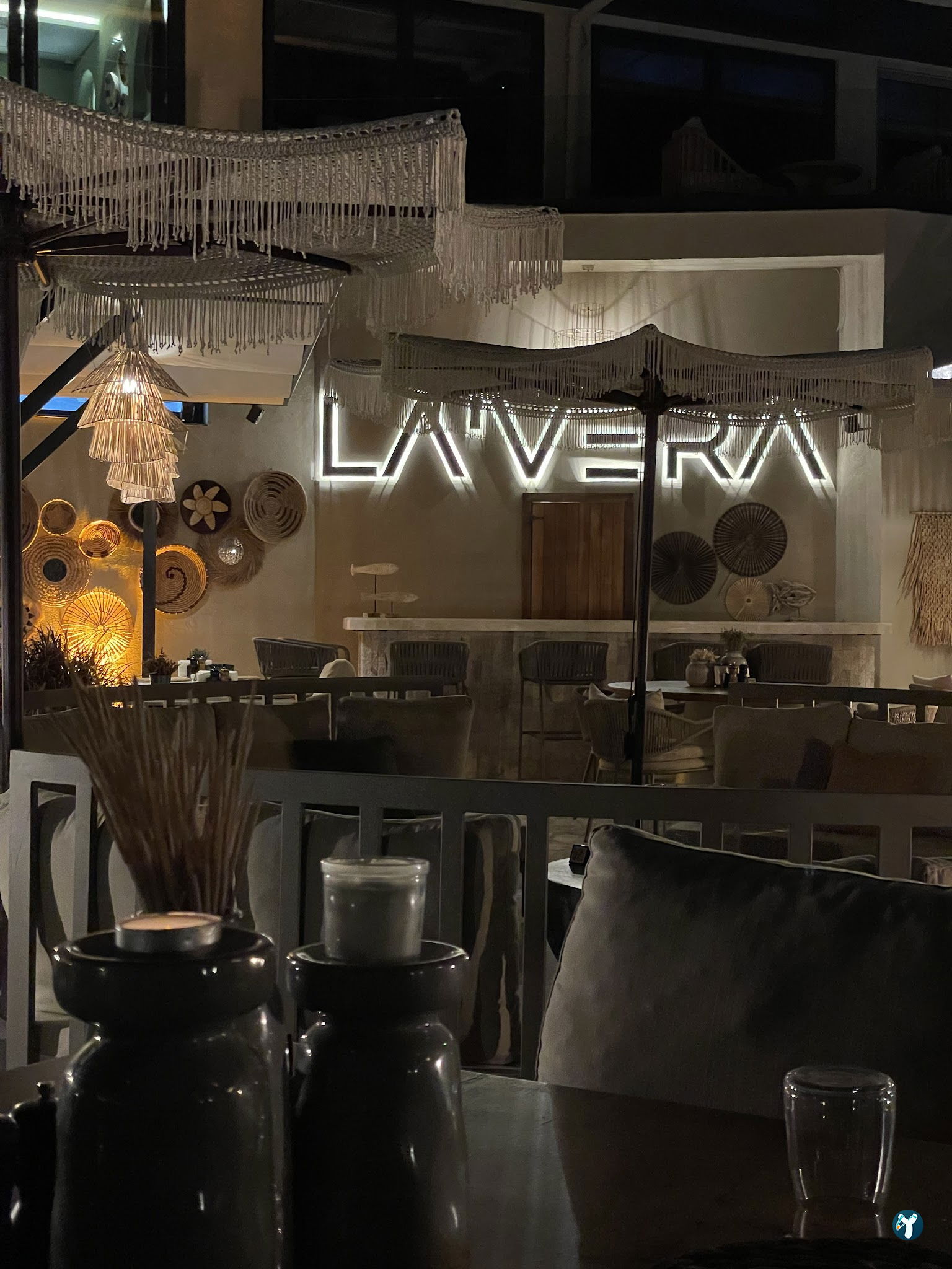 La'Vera Restaurant & Bar & Beach