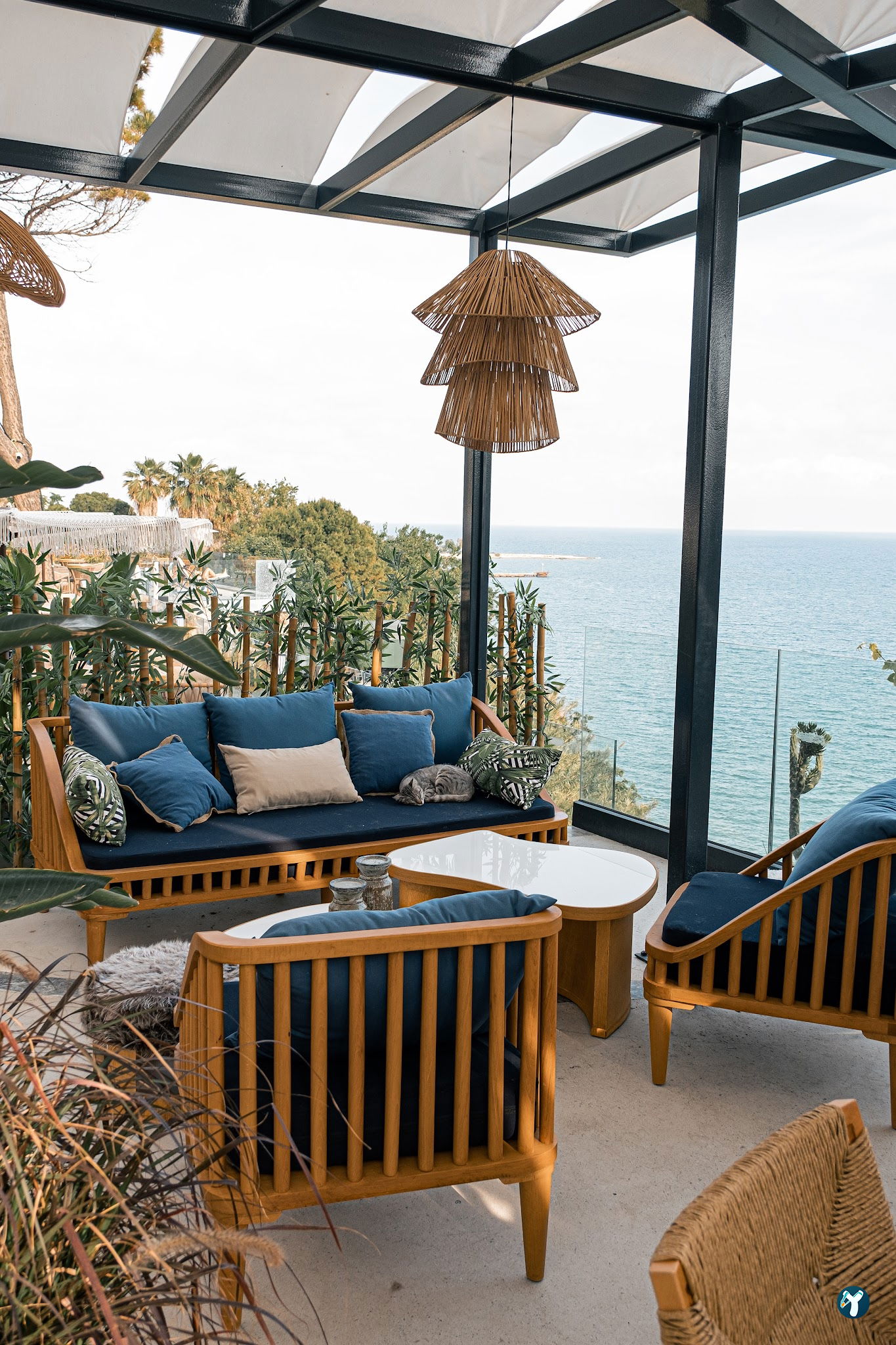 La'Vera Restaurant & Bar & Beach