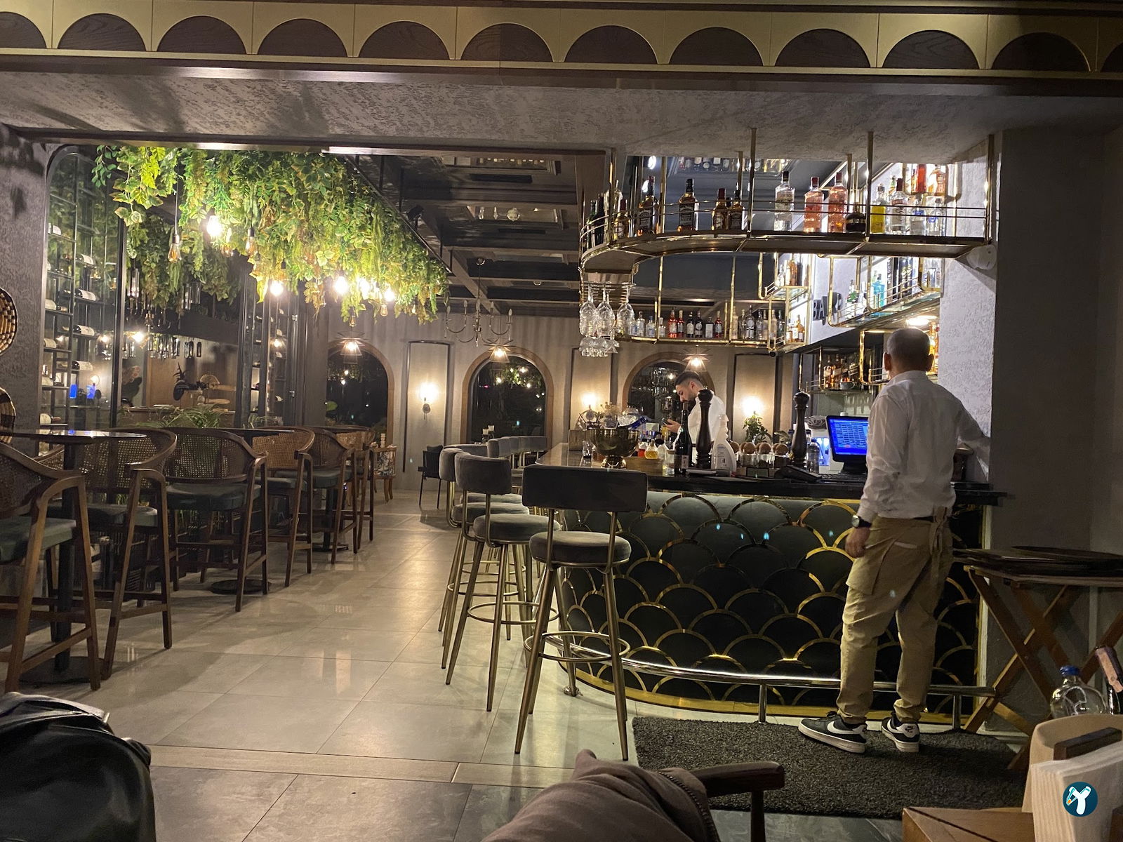 La'Vera Restaurant & Bar & Beach