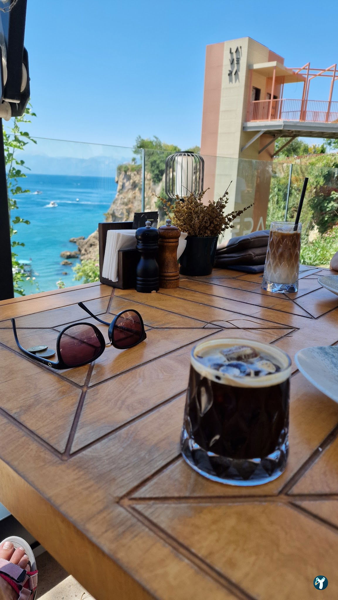 La'Vera Restaurant & Bar & Beach