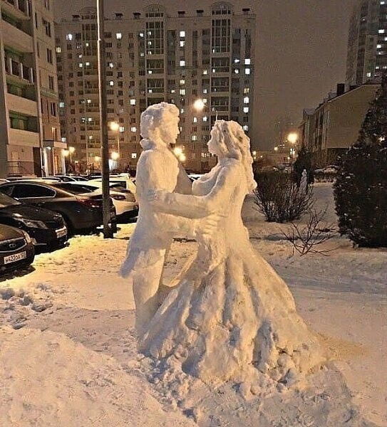 Lale Cafe & Restaurant