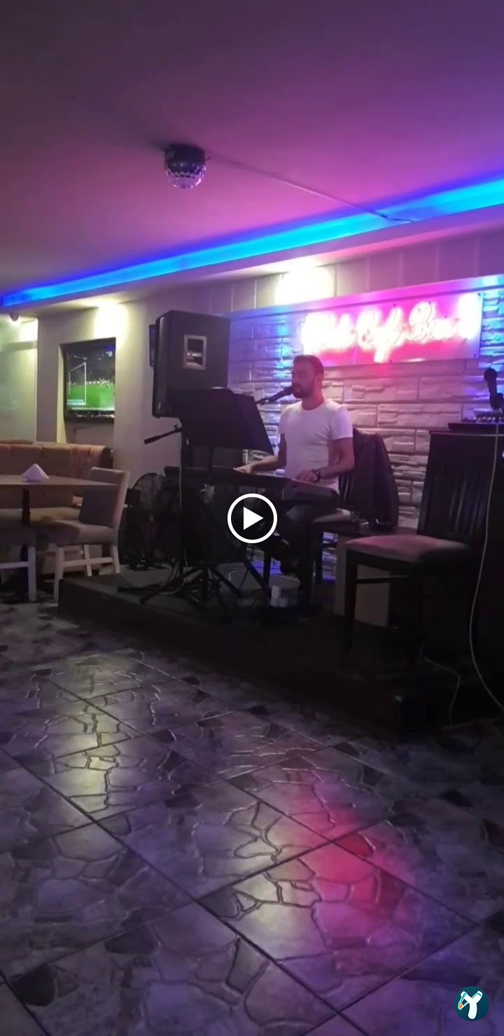 Lale Cafe & Restaurant