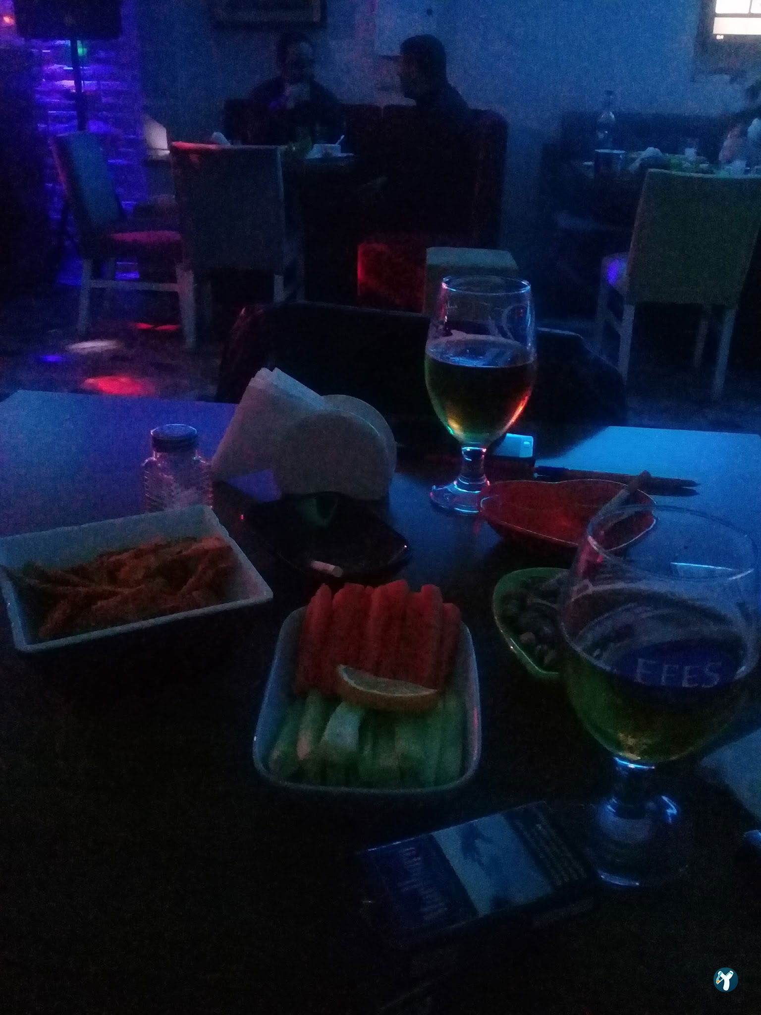 Lale Cafe & Restaurant