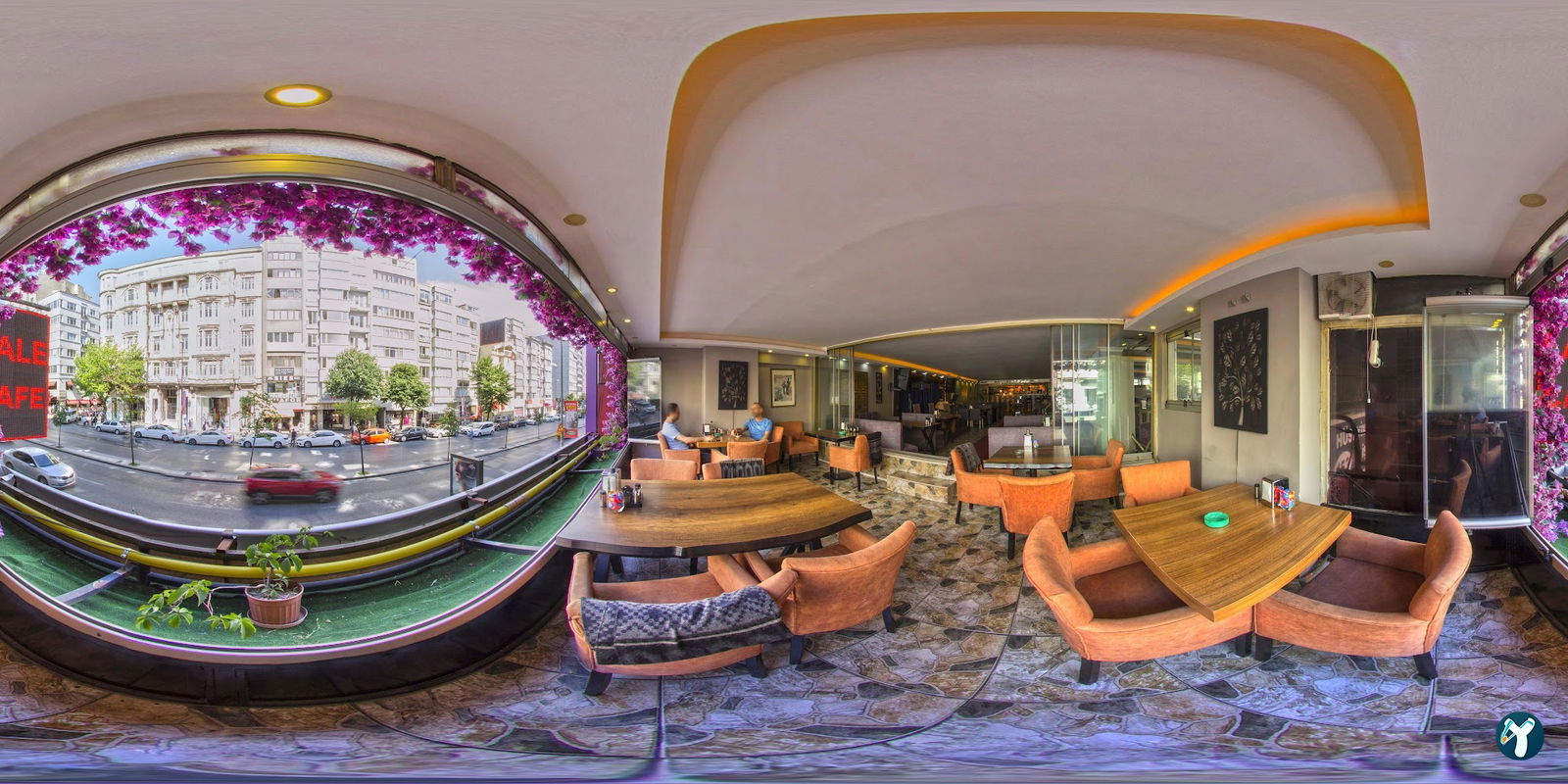 Lale Cafe & Restaurant