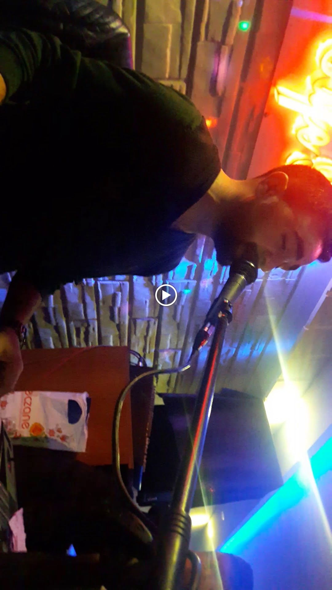 Lale Cafe & Restaurant