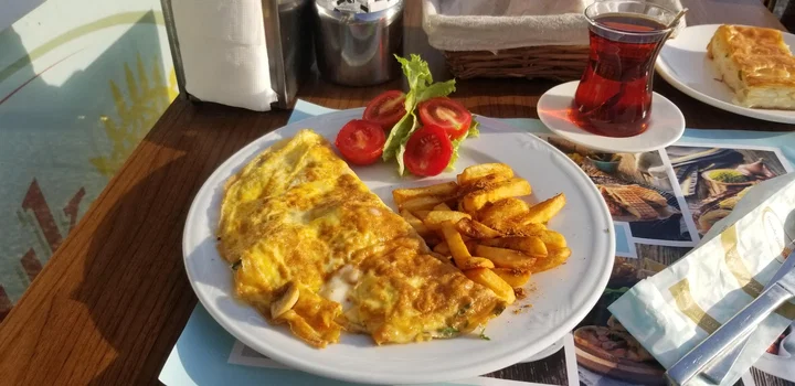 Faruk Güllüoğlu resimleri