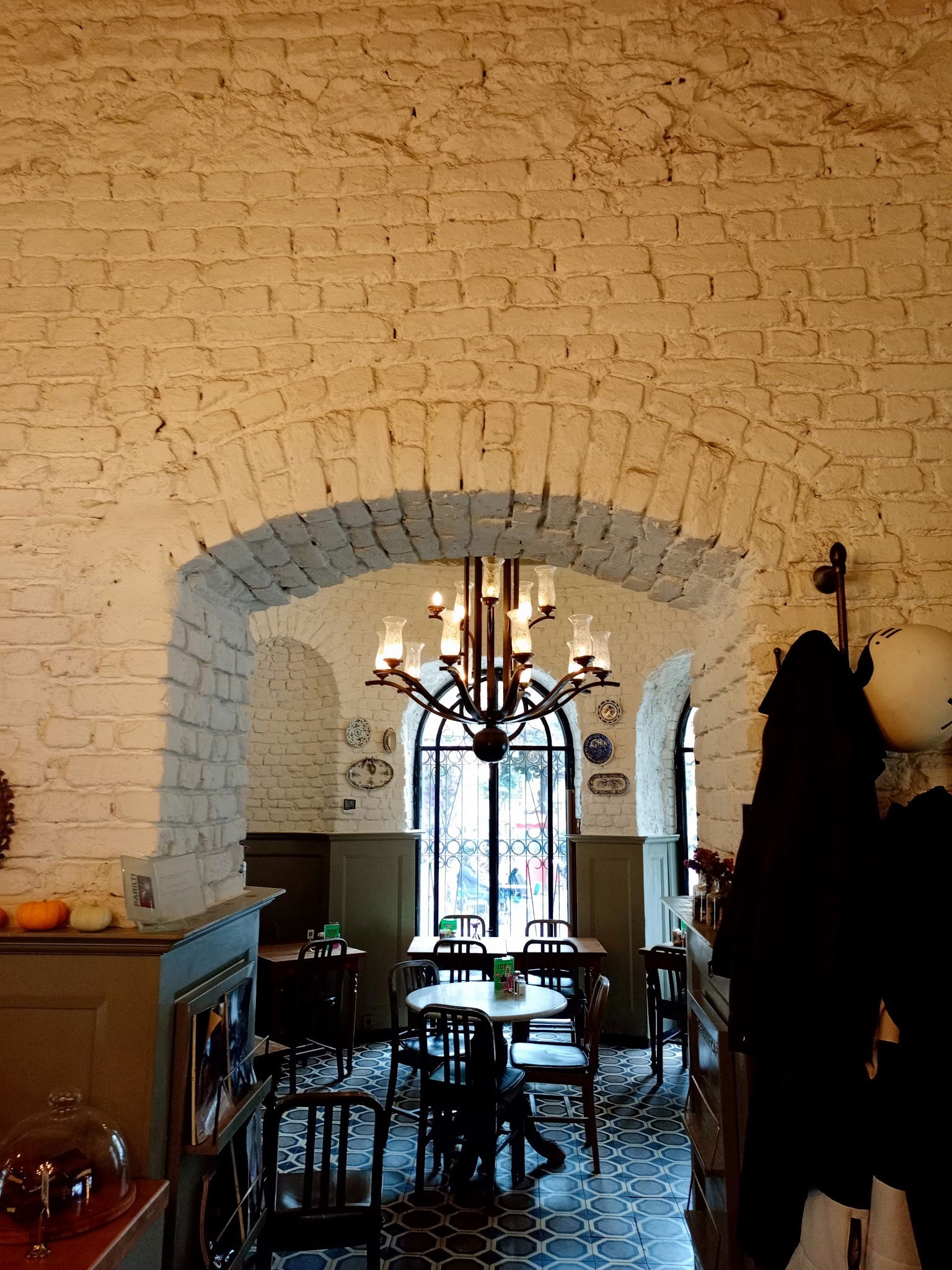 The House Cafe Corner