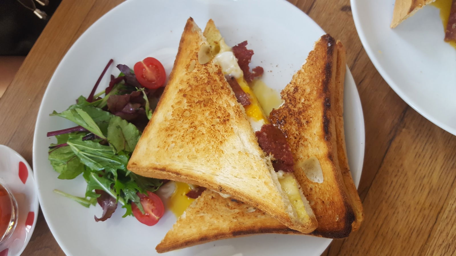 The House Cafe Corner