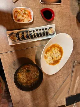 Kimchi Beşiktaş resimleri Kimchi Beşiktaş resimleri