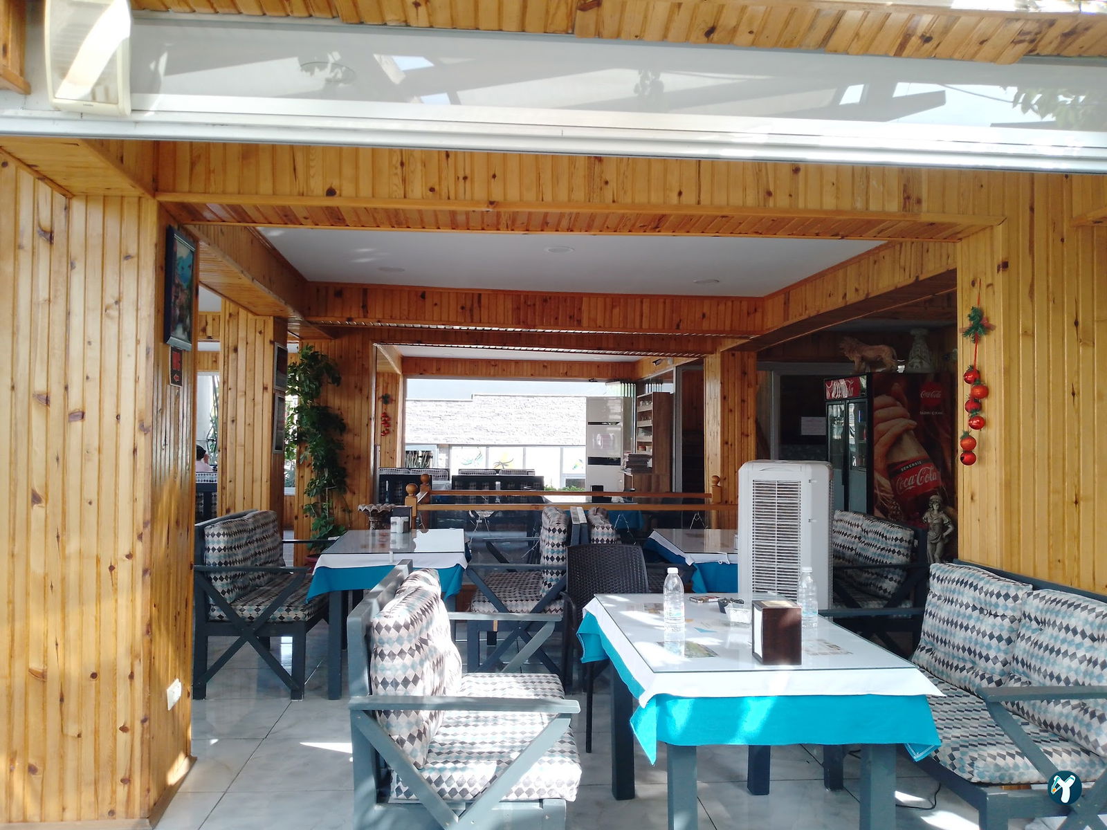 Asian Kitchen Landscape Restaurant