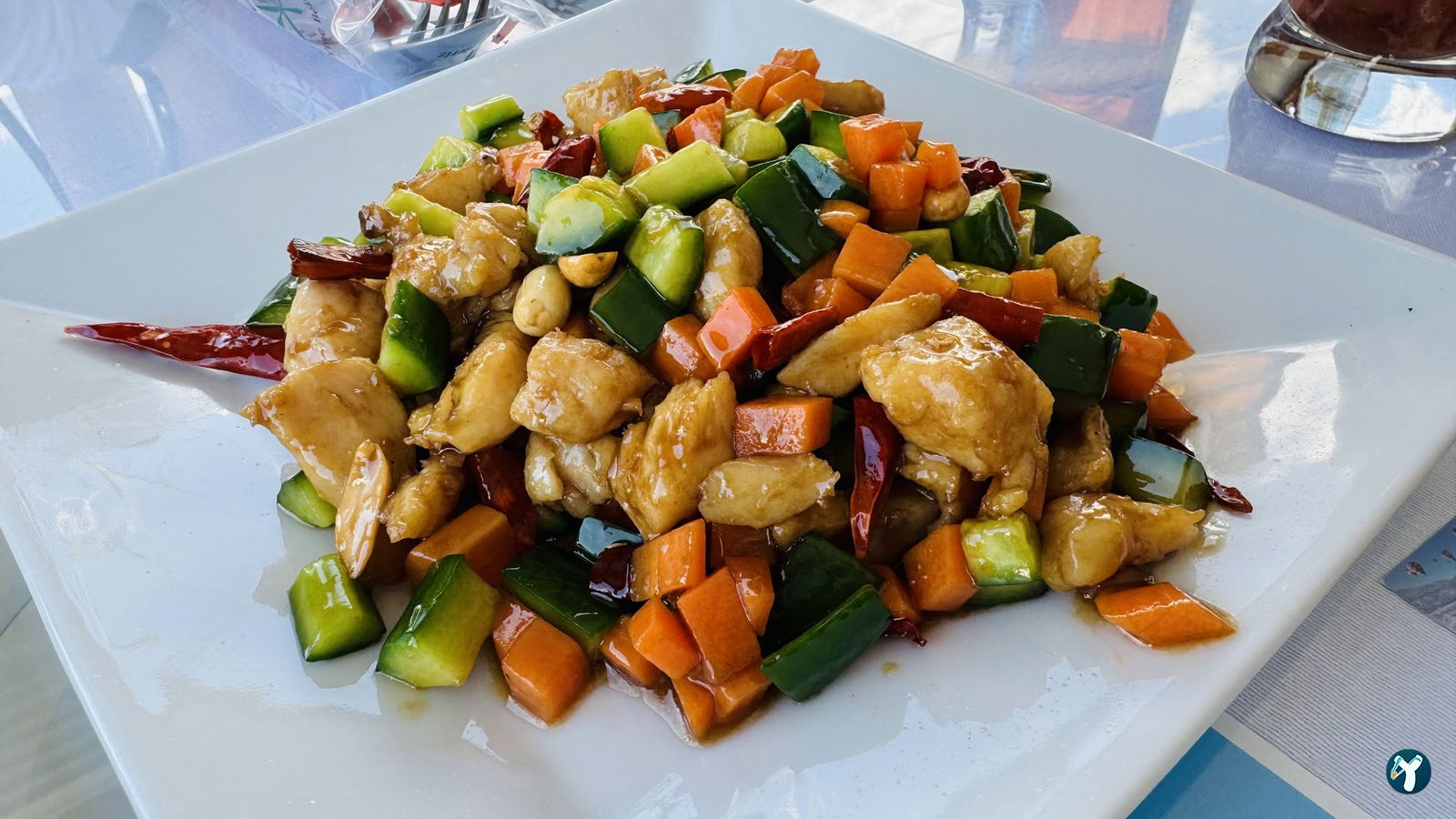 Asian Kitchen Landscape Restaurant