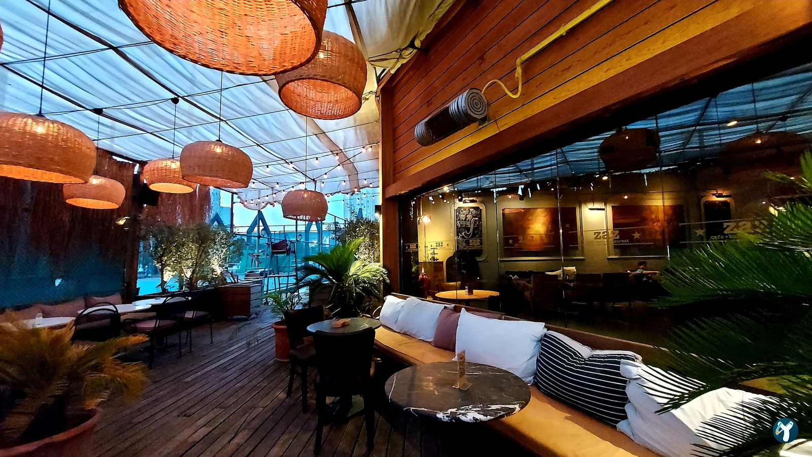 Zaz Cafe