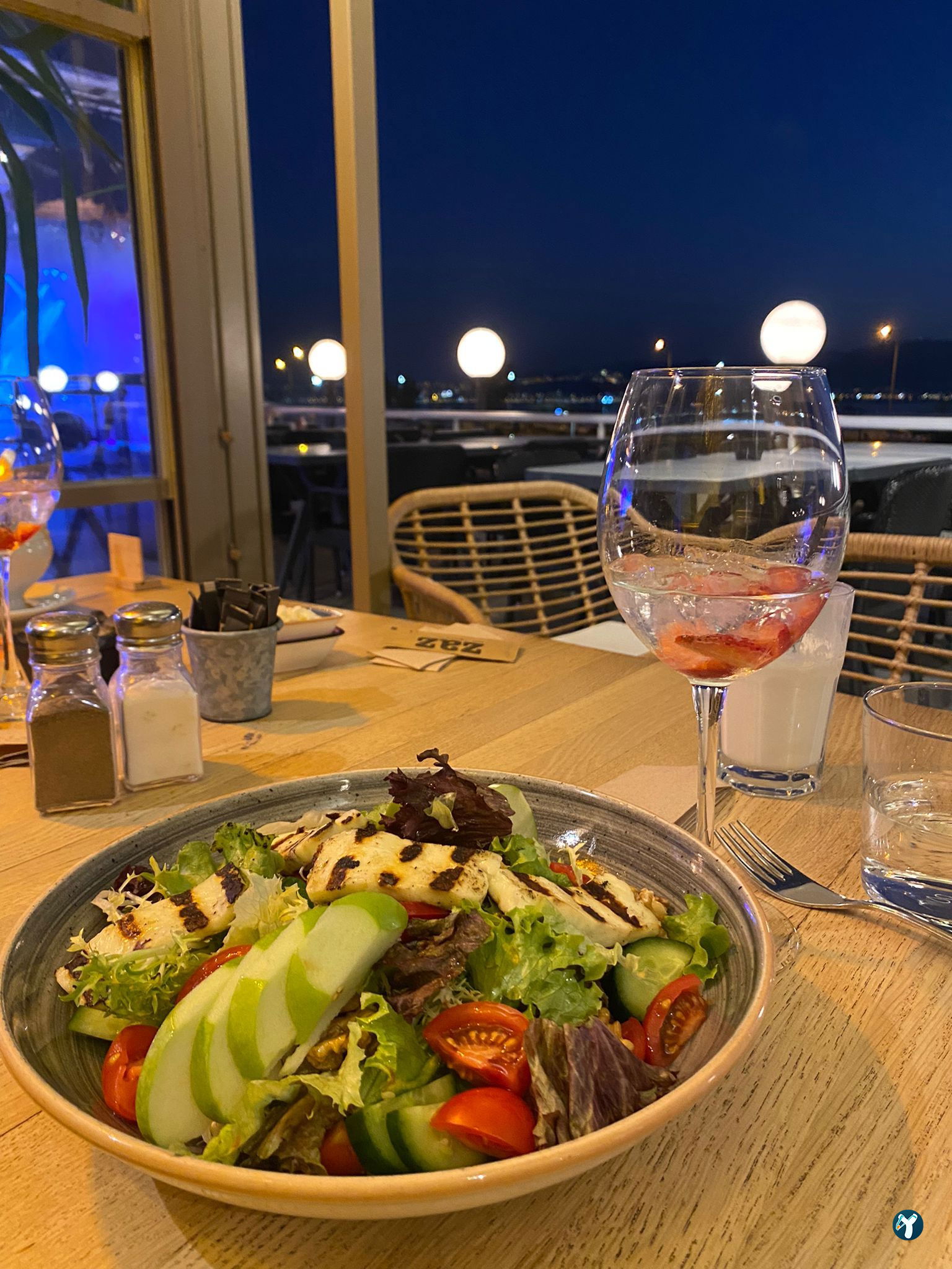 Zaz Cafe