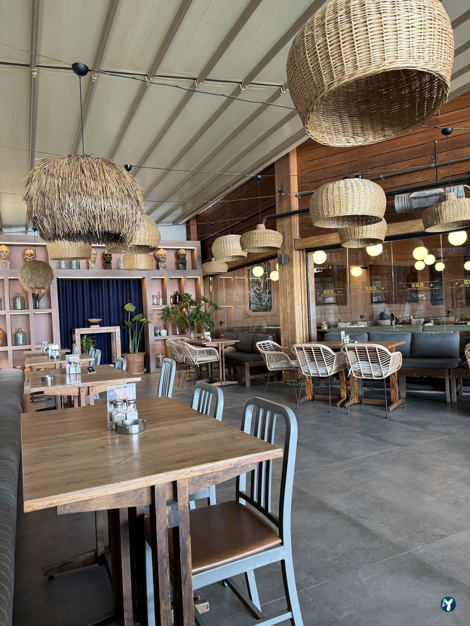 Zaz Cafe
