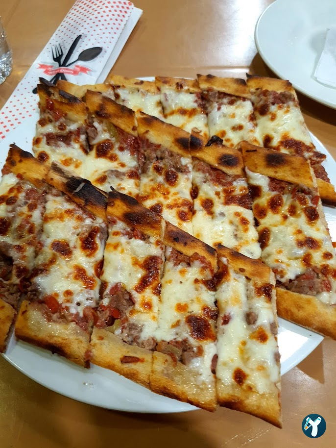 Doyuran Pide Salonu