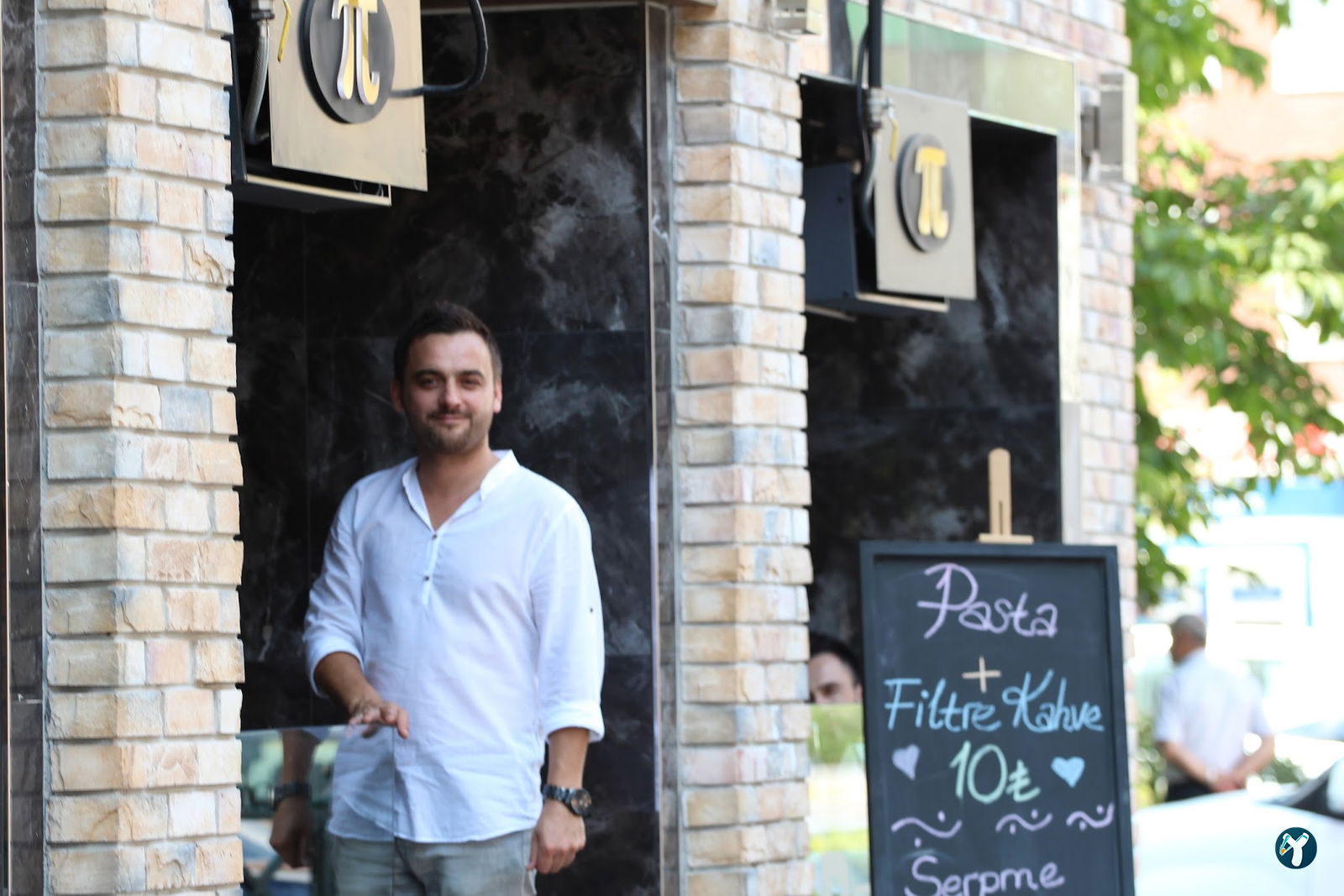 Pi Box Cafe