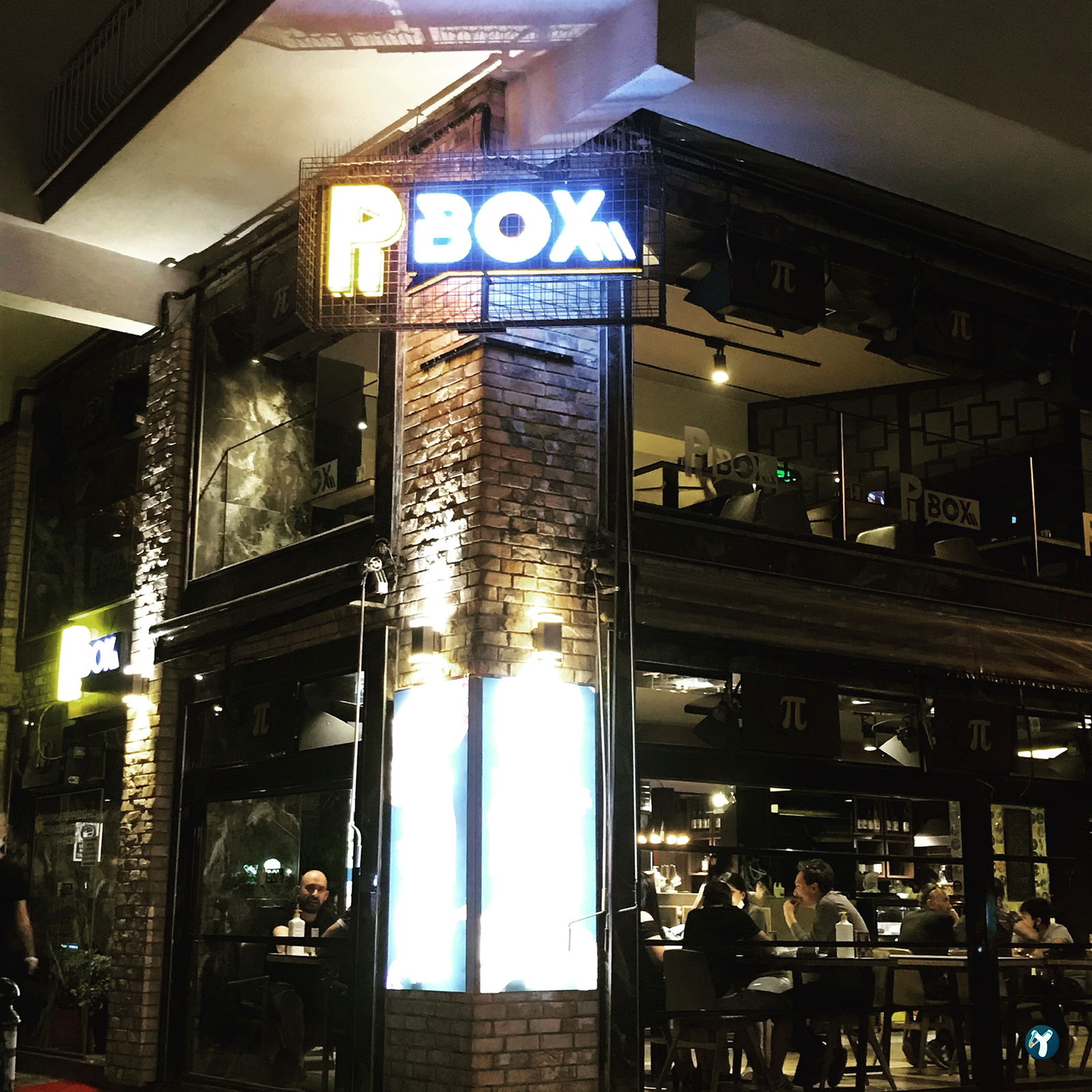 Pi Box Cafe