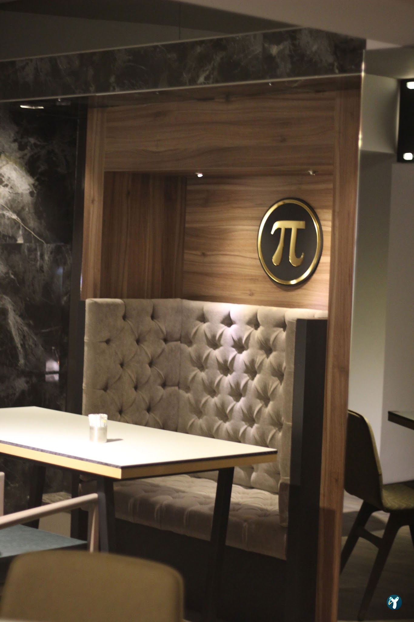 Pi Box Cafe