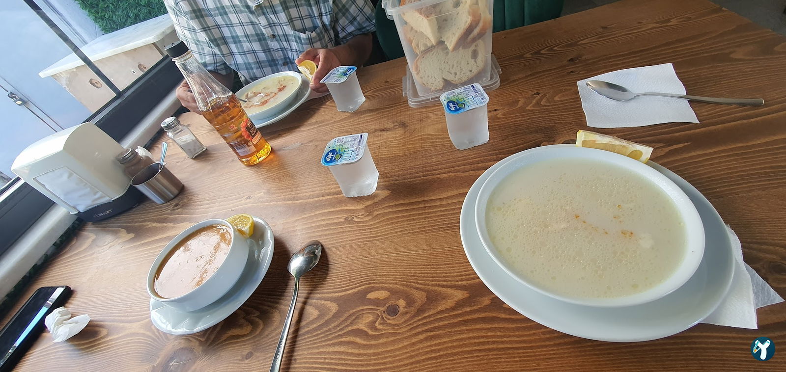 Şampiyon Köfte Çorba