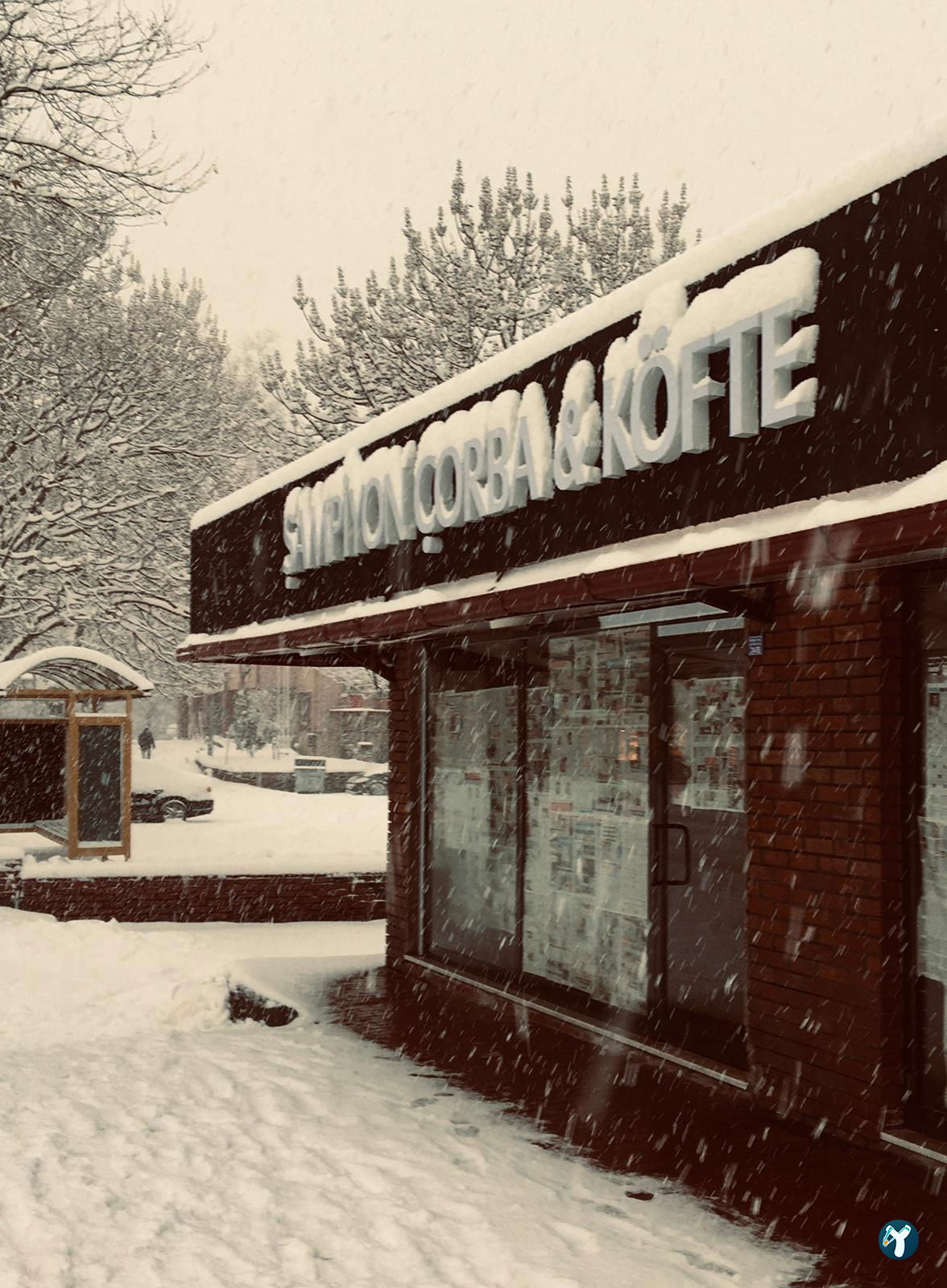 Şampiyon Köfte Çorba