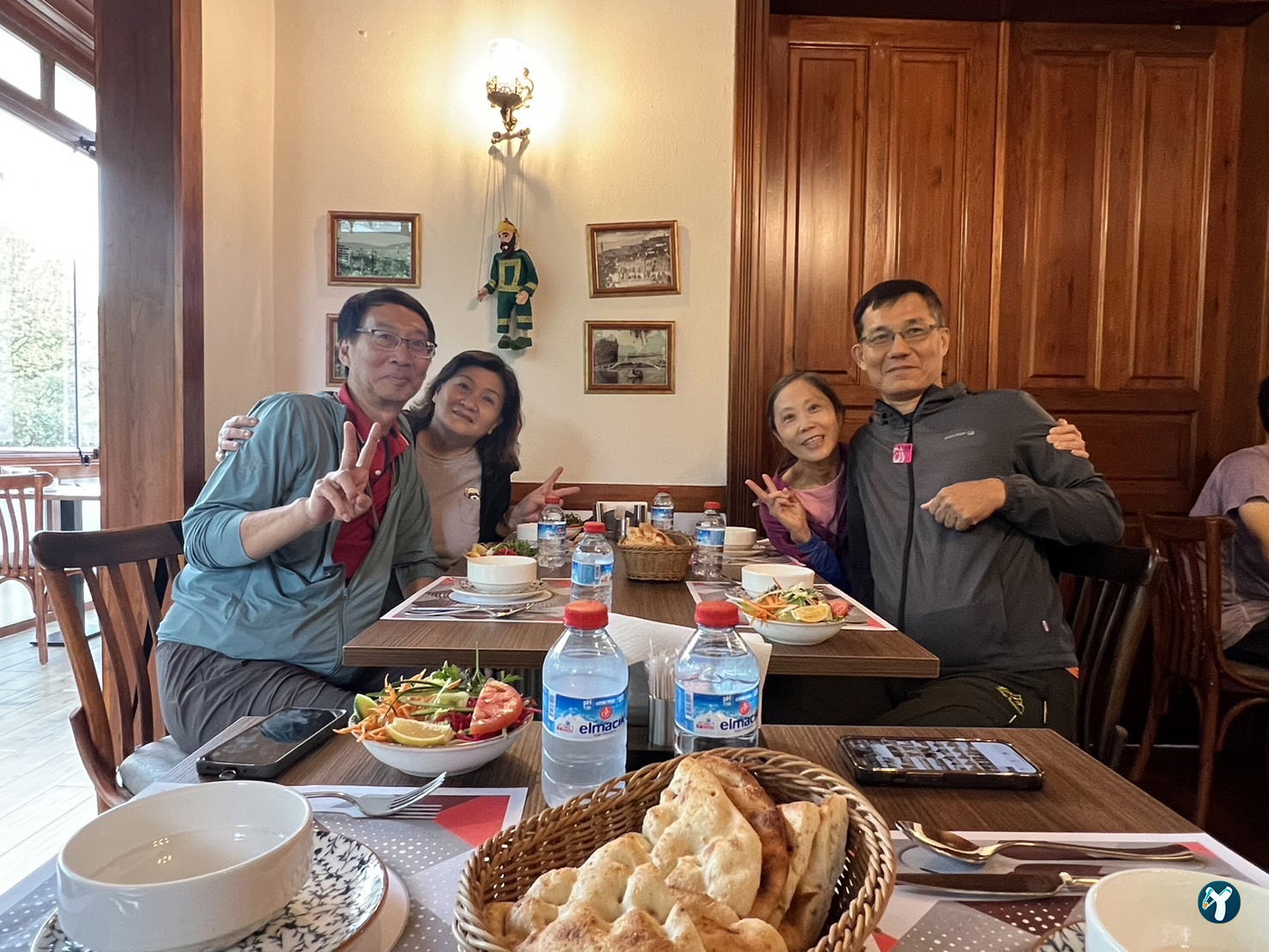 Hadi Bey İskender & Kukla Ve Karagöz