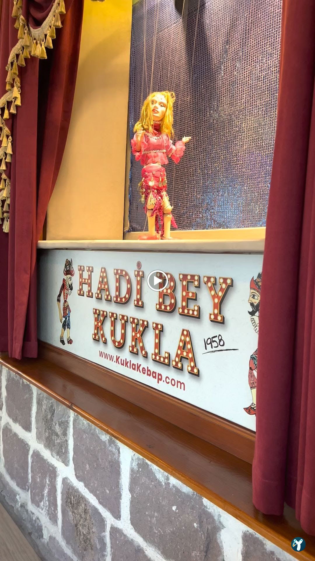 Hadi Bey İskender & Kukla Ve Karagöz
