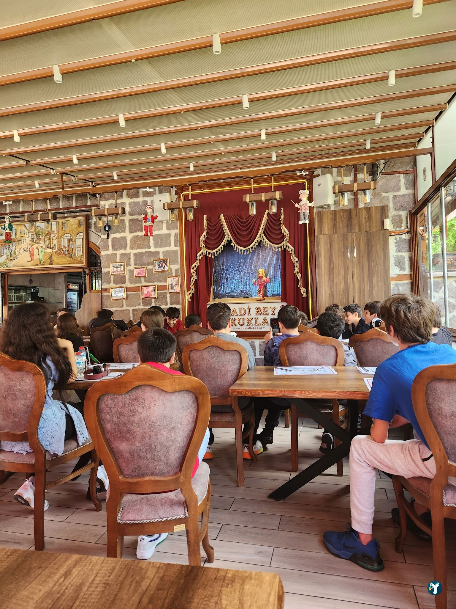 Hadi Bey İskender & Kukla Ve Karagöz