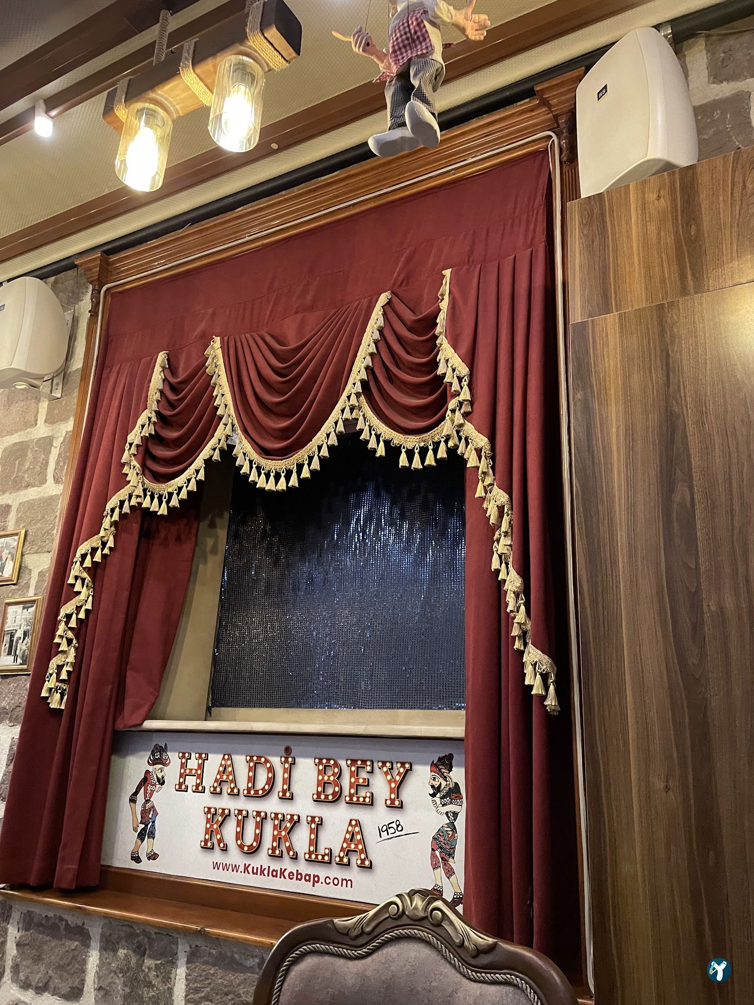 Hadi Bey İskender & Kukla Ve Karagöz