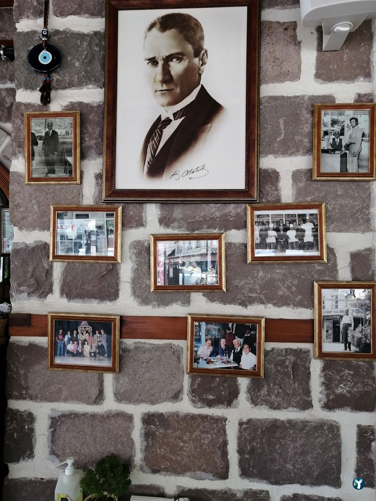 Hadi Bey İskender & Kukla Ve Karagöz