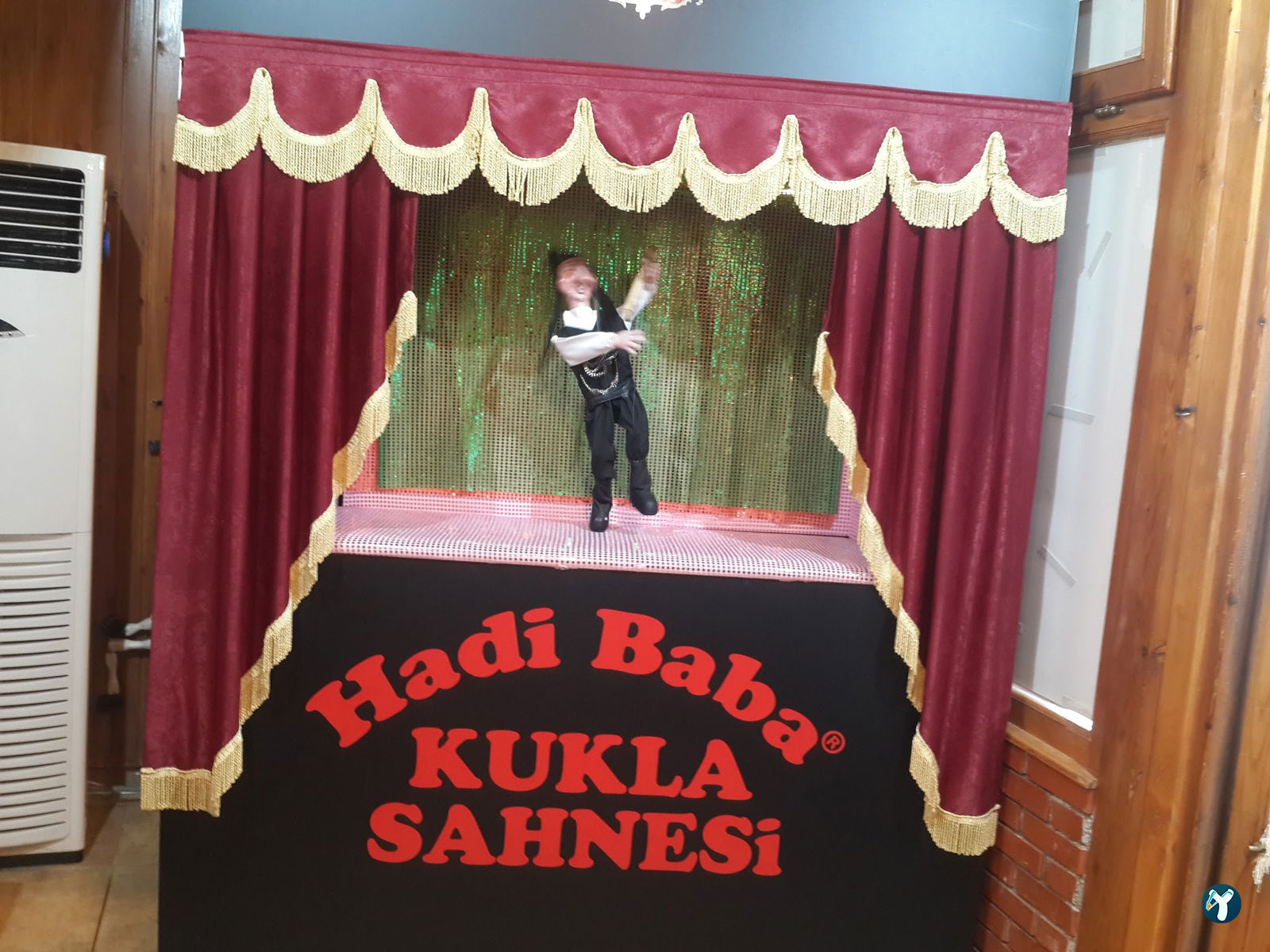 Hadi Bey İskender & Kukla Ve Karagöz
