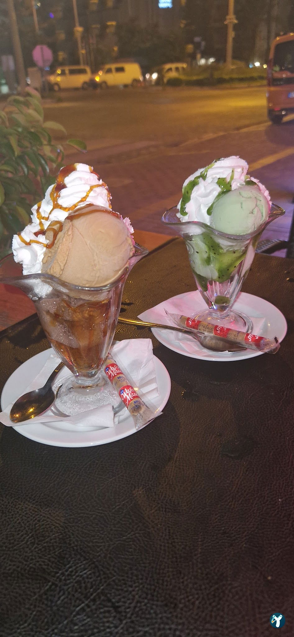 Kleopatra Blue Hawaii Restaurant