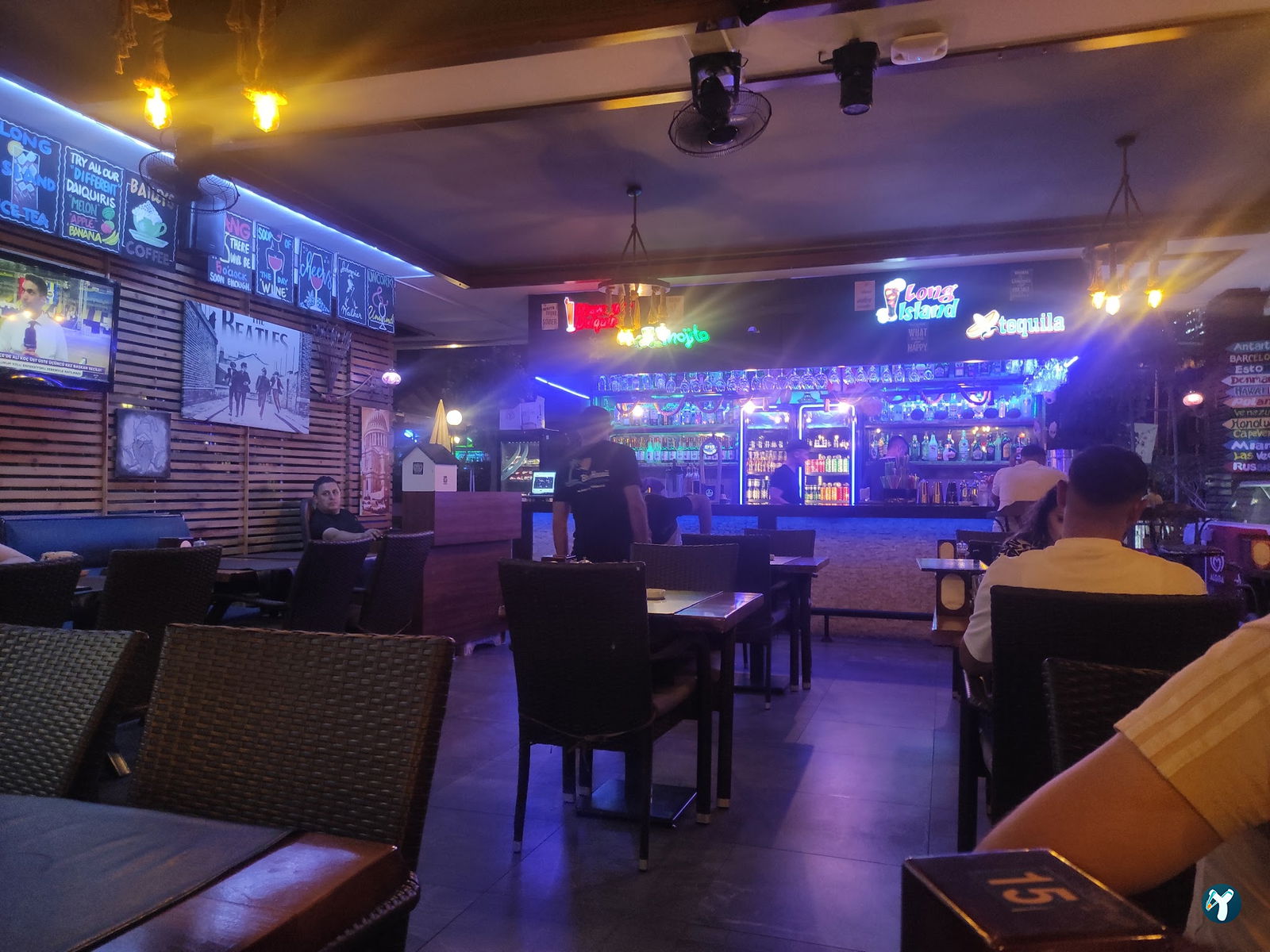 Kleopatra Blue Hawaii Restaurant