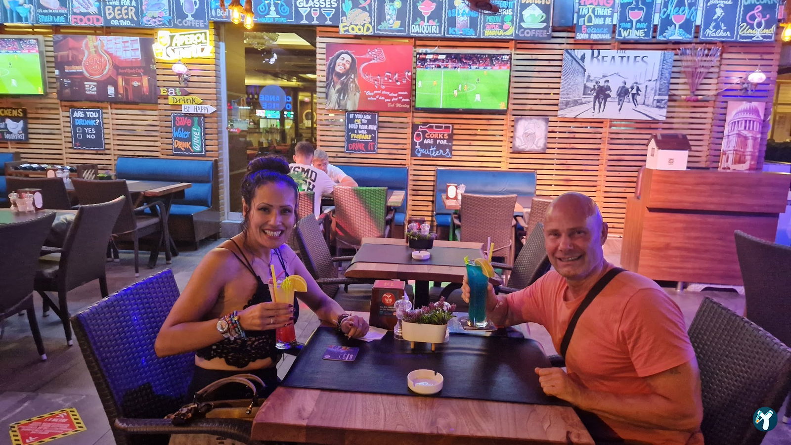 Kleopatra Blue Hawaii Restaurant