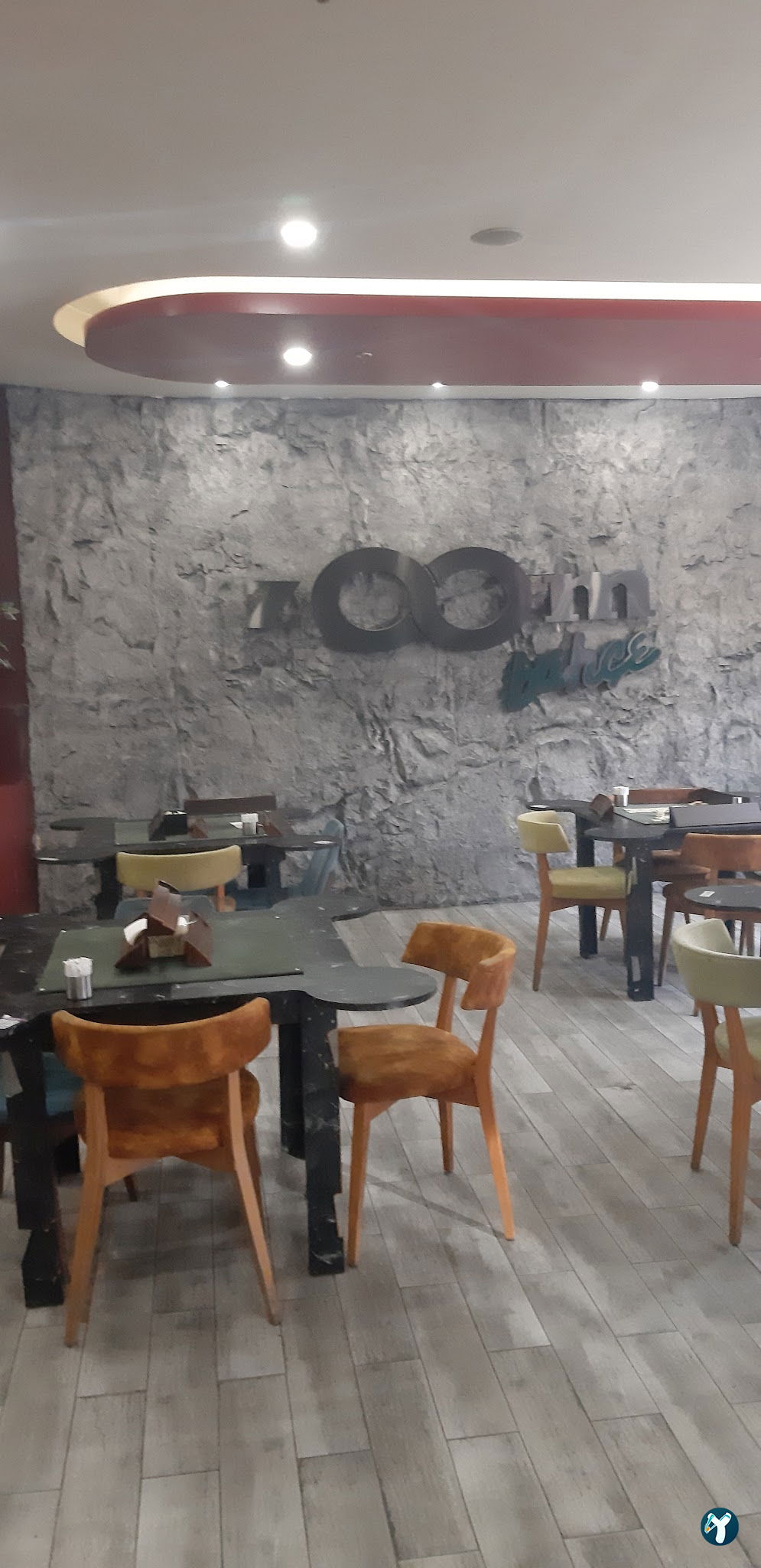 Zoom Bahçe Cafe & Restaurant