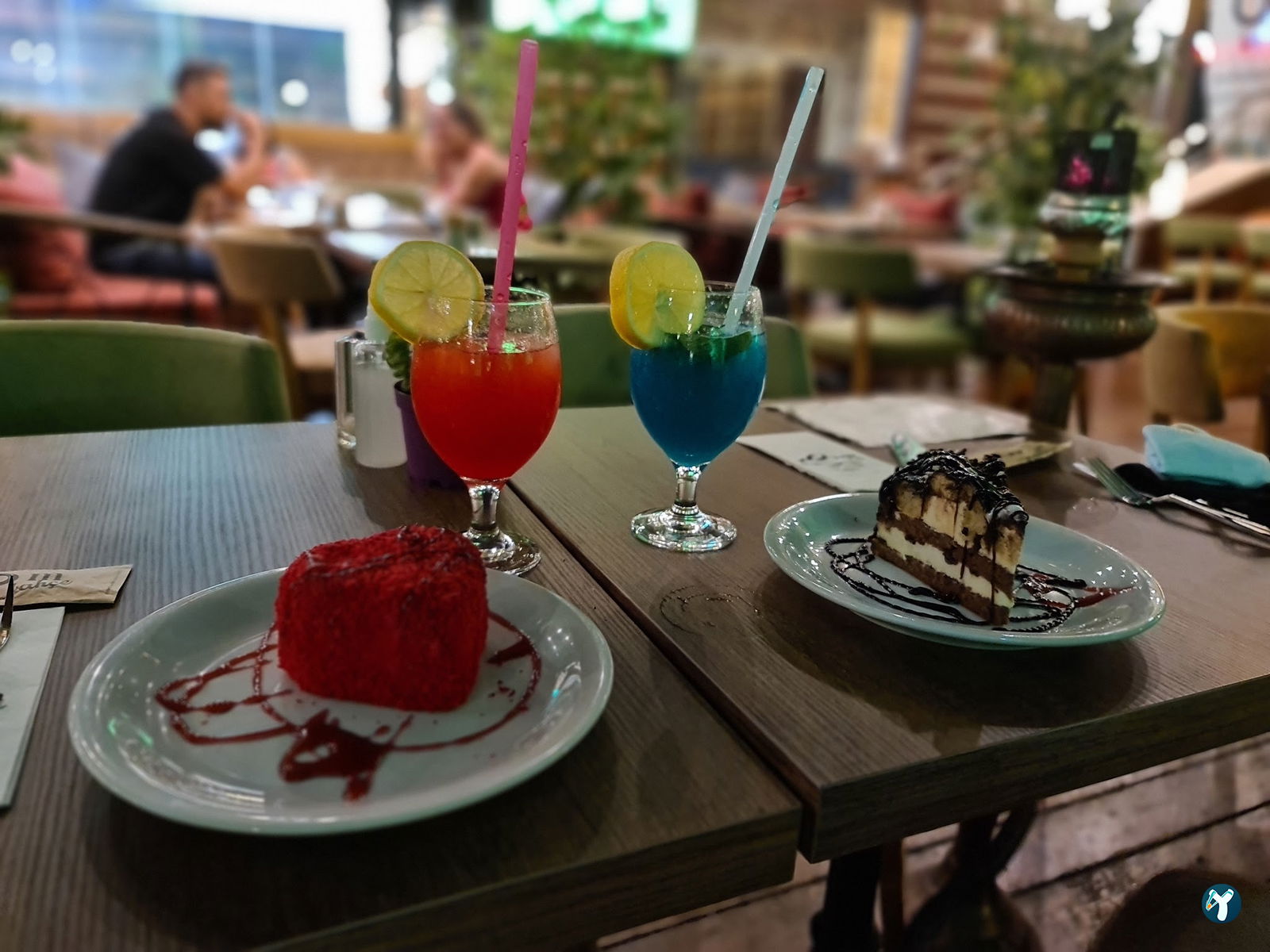 Zoom Bahçe Cafe & Restaurant