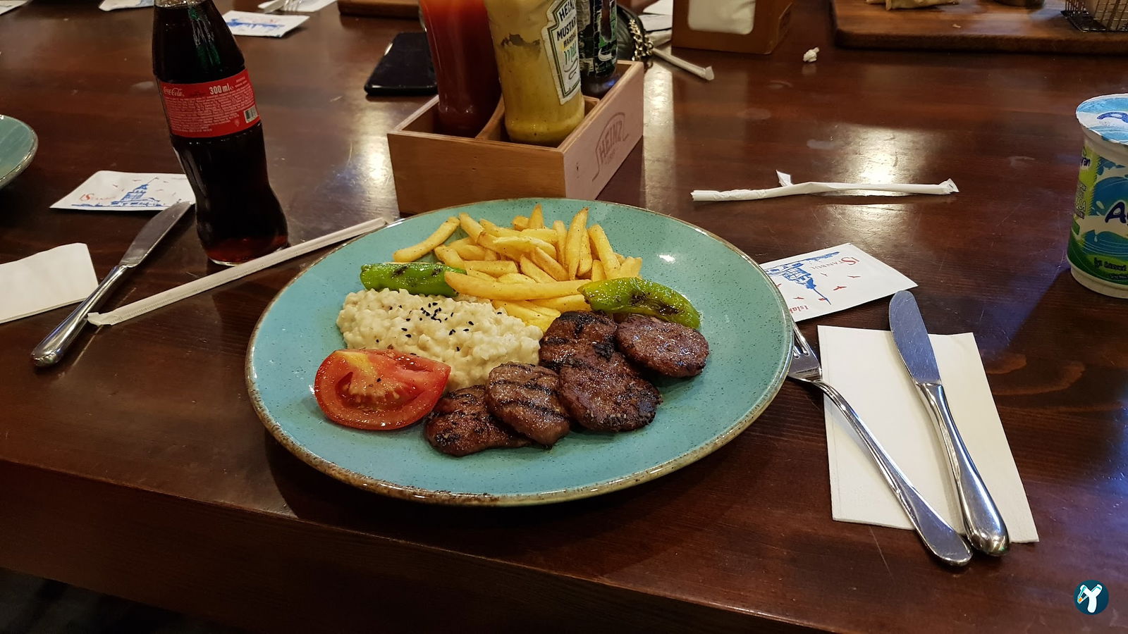 Zoom Bahçe Cafe & Restaurant