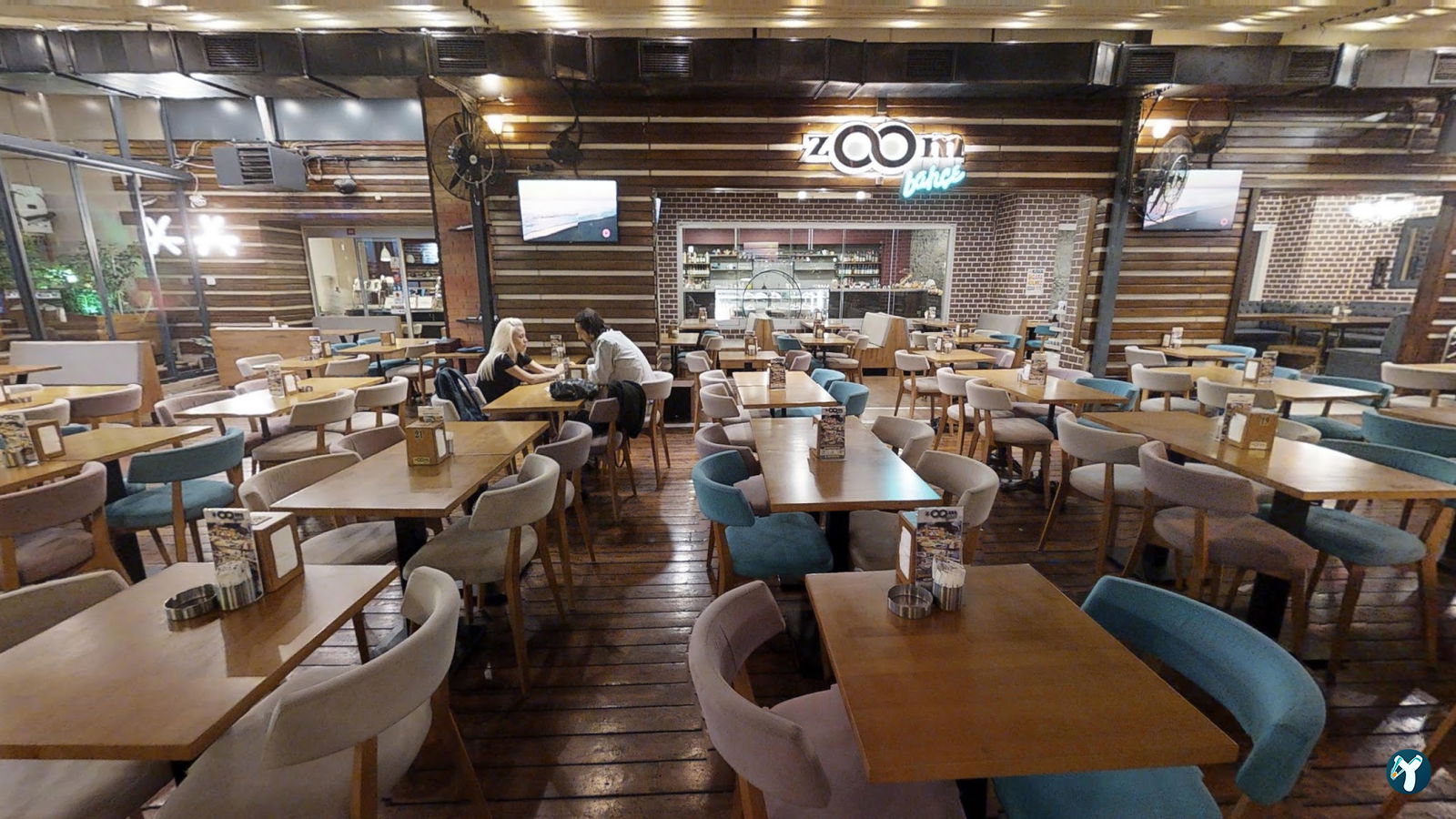 Zoom Bahçe Cafe & Restaurant
