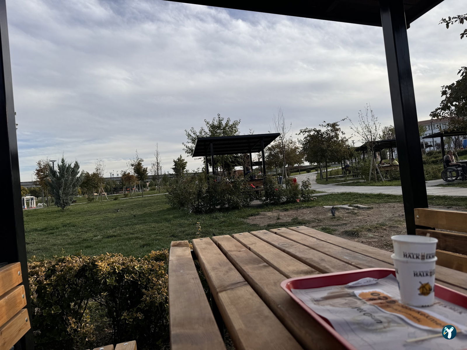 Halk Ekmek Atlantis Cafe