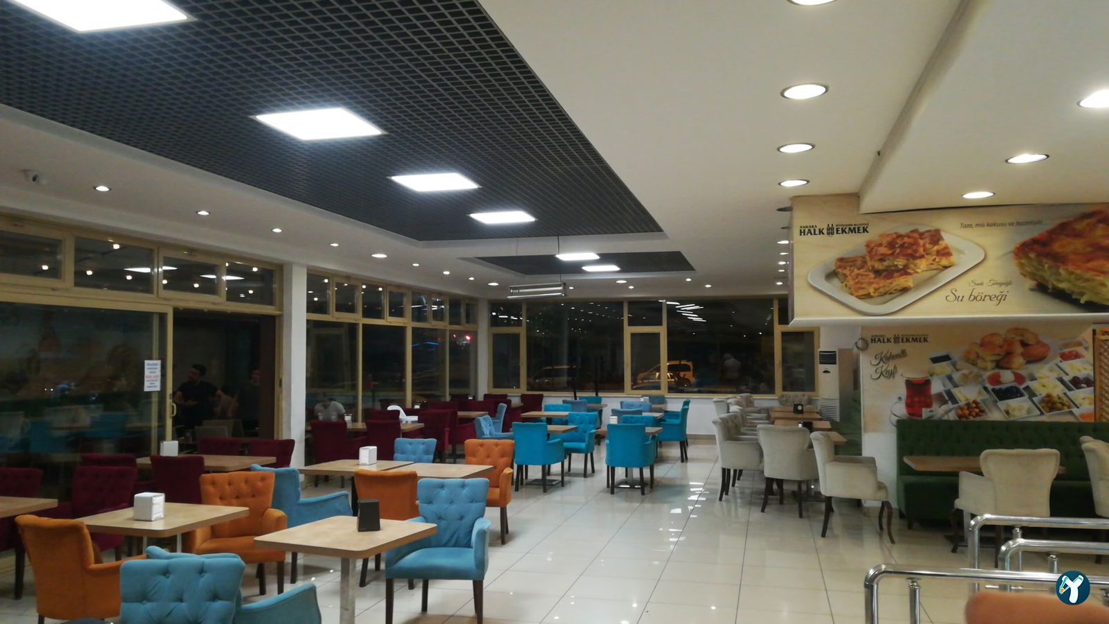 Halk Ekmek Atlantis Cafe